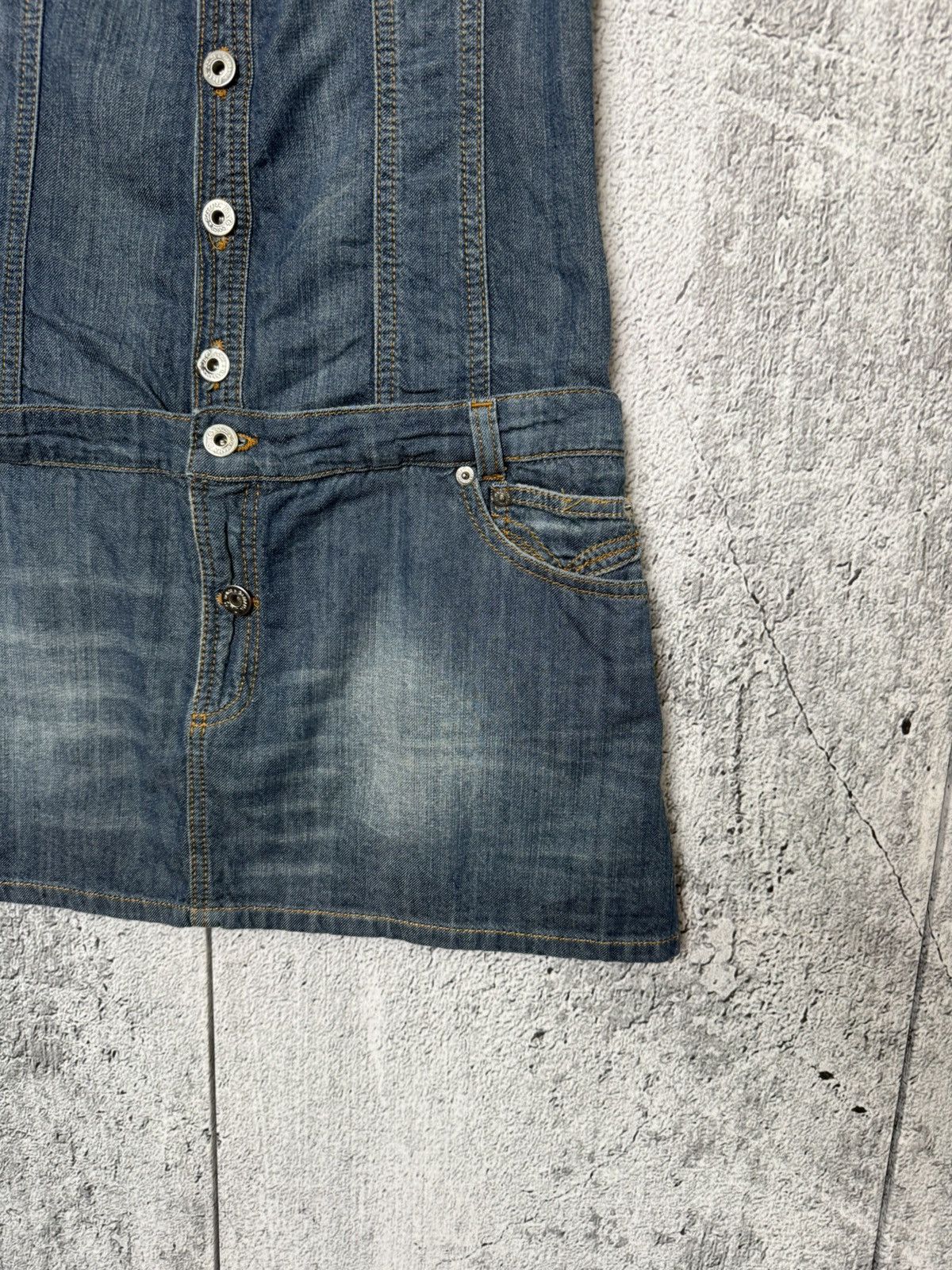 Dolce & Gabbana Dolce & Gabbana Denim Sleeveless Dress Button Front Jens D&G Size M / US 6-8 / IT 42-44 - 11 Thumbnail