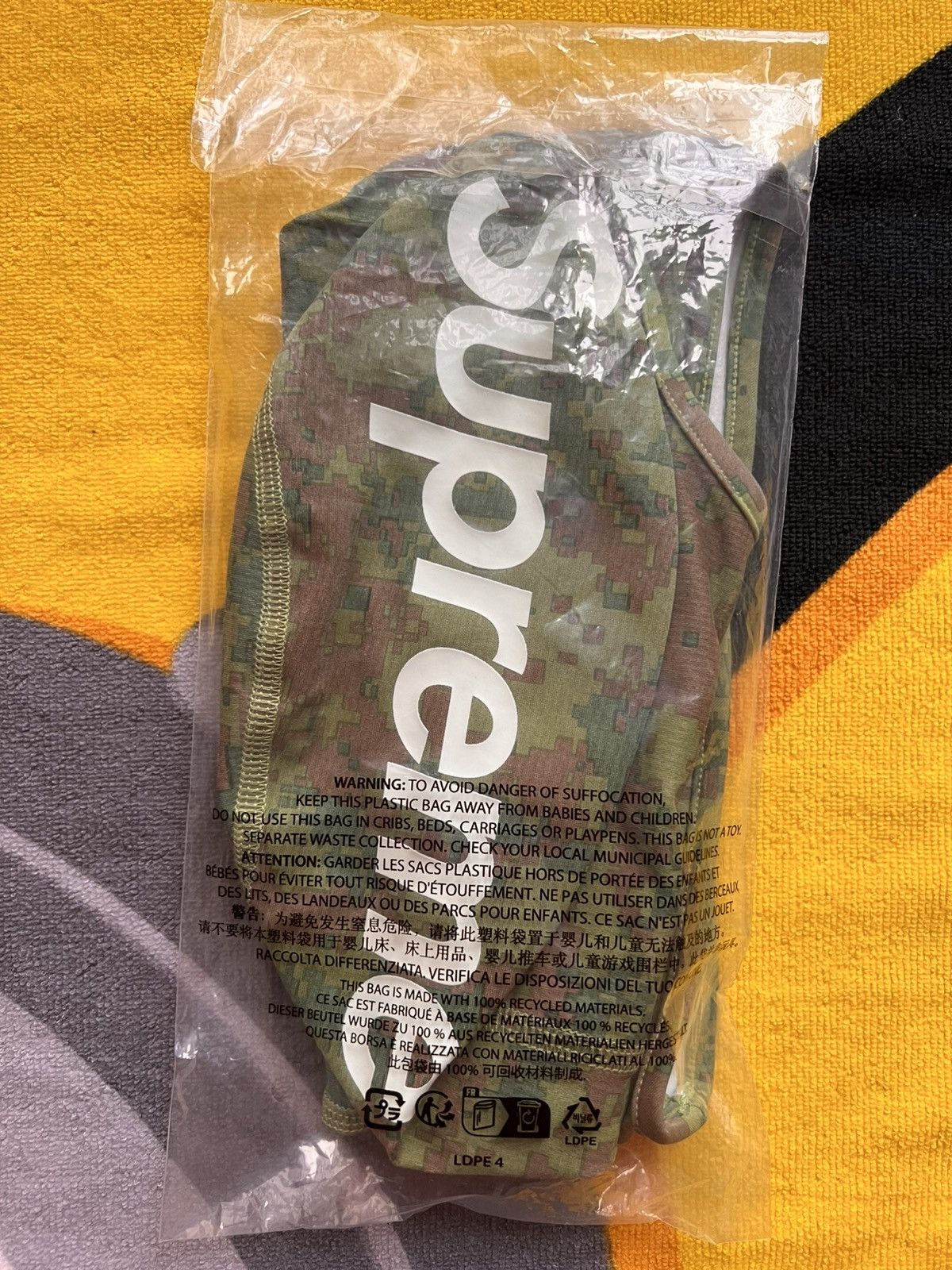 Supreme Supreme Heat Reactive Digi Camo Balaclava FW25 color change Size ONE SIZE - 20 Thumbnail
