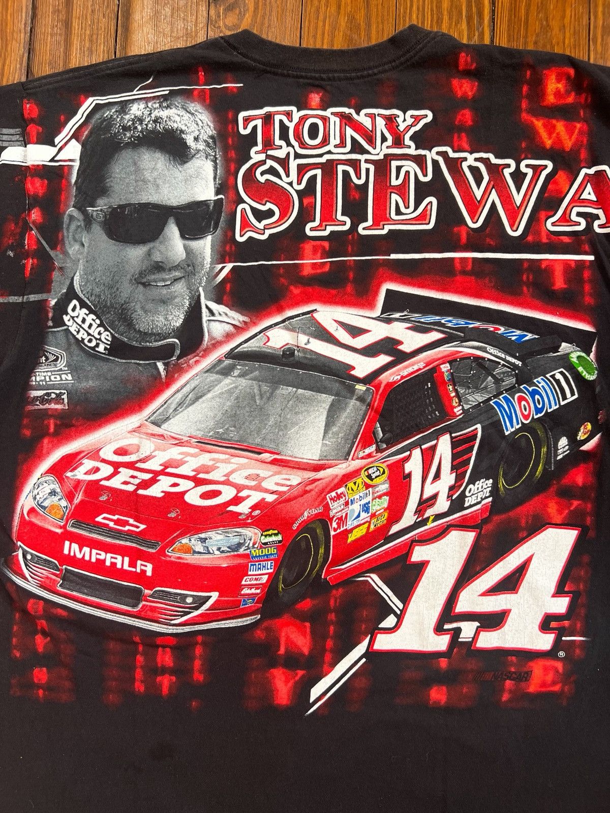 Chase Authentics × NASCAR × Vintage NASCAR Tony Stewart Matrix Movie All Over Print Racing Tee Size US XXL / EU 58 / 5 - 2 Thumbnail
