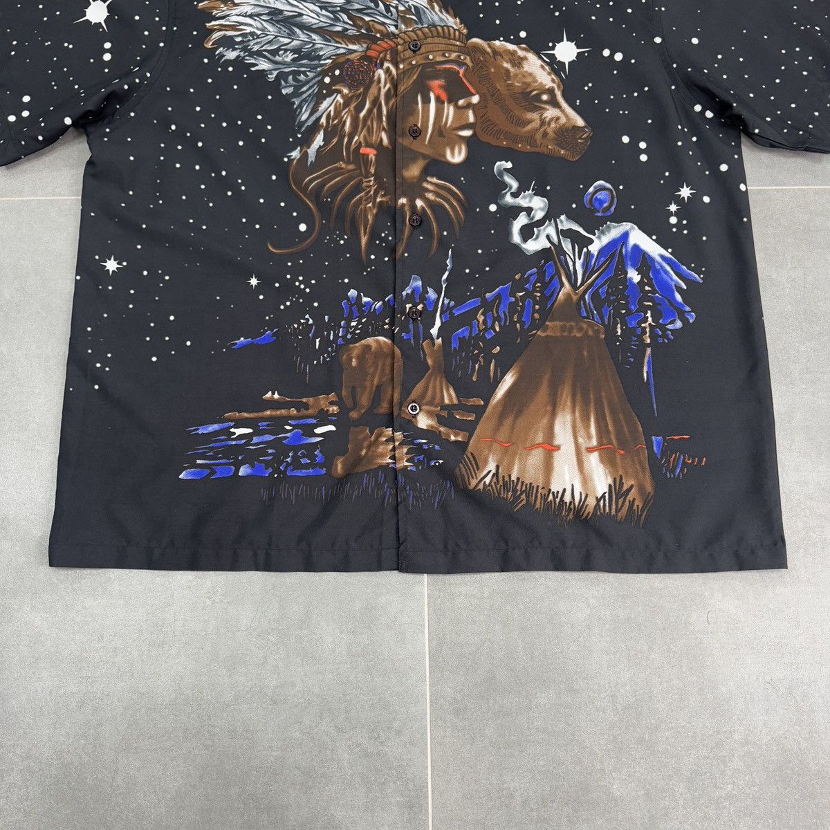 Vintage Vintage American Indians Aloha Hawaiian Button Shirt Size L Size US L / EU 52-54 / 3 - 4 Thumbnail