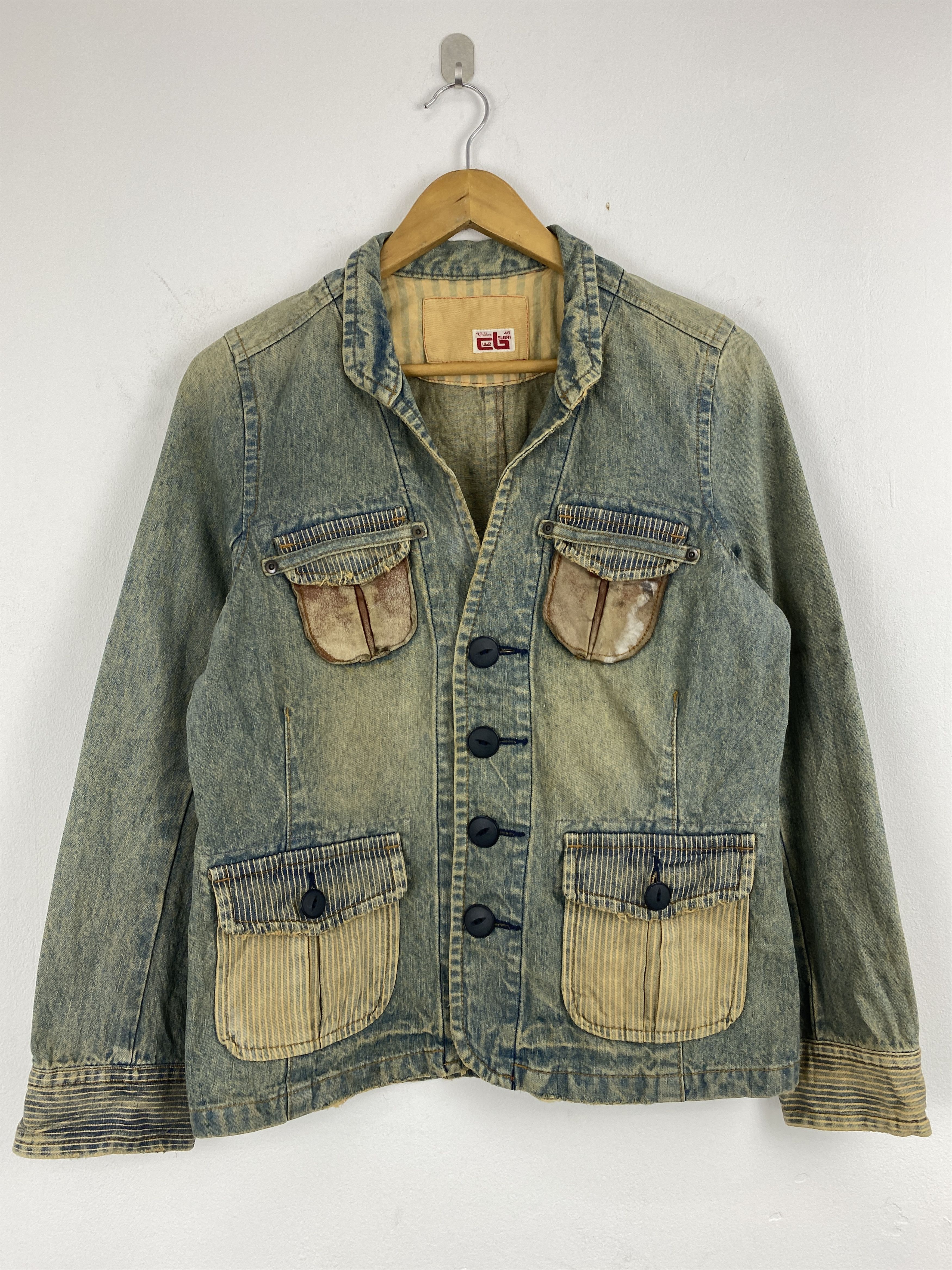 Japanese Brand Vintage Cube Sugar Multi Pocket Button Up Denim Jacket J2006 Size US S / EU 44-46 / 1 - 1 Thumbnail