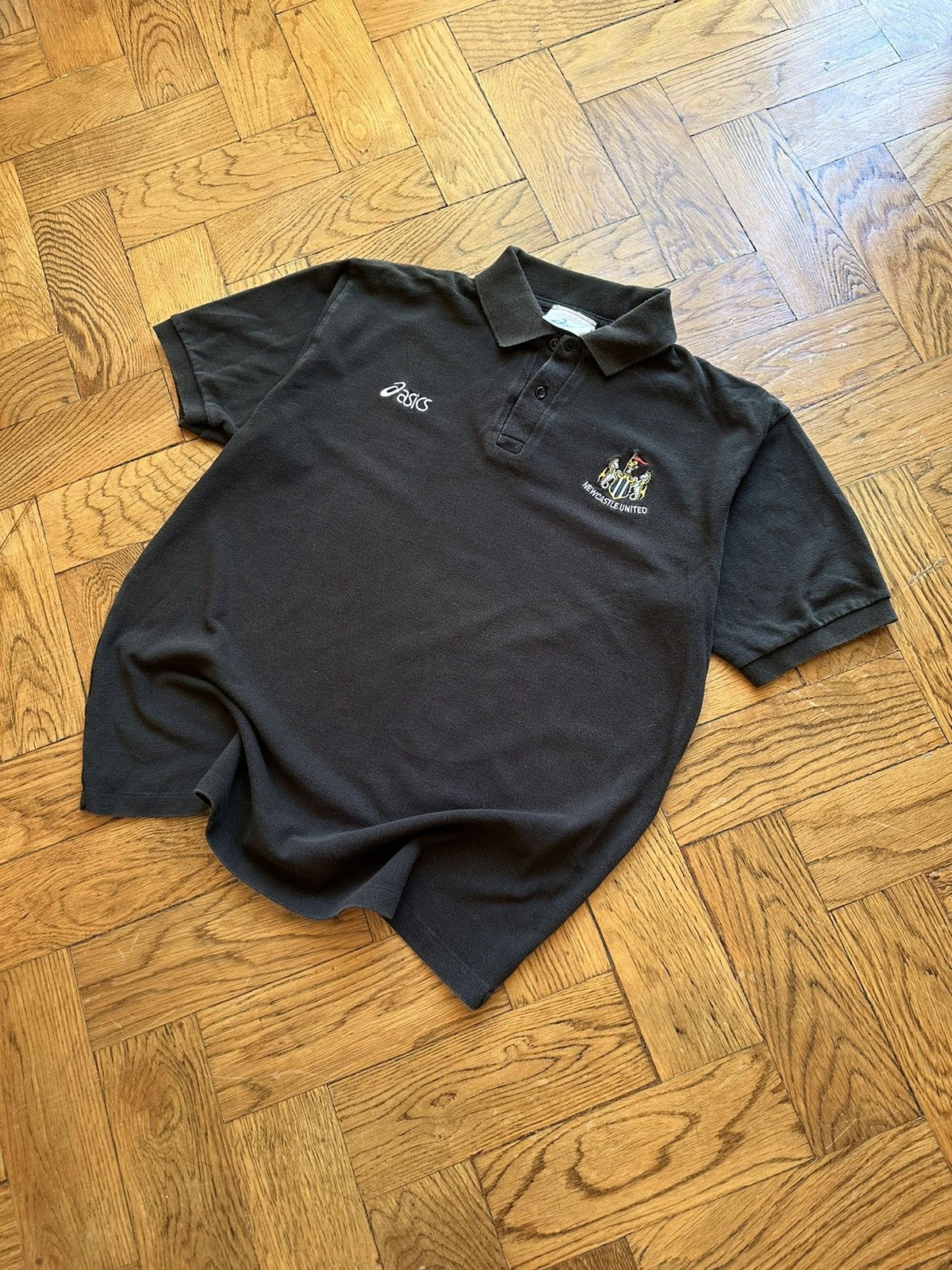 Asics × Vintage Newcastle United Asics Vintage Soccer Cotton Jersey Size US L / EU 52-54 / 3 - 1 Thumbnail
