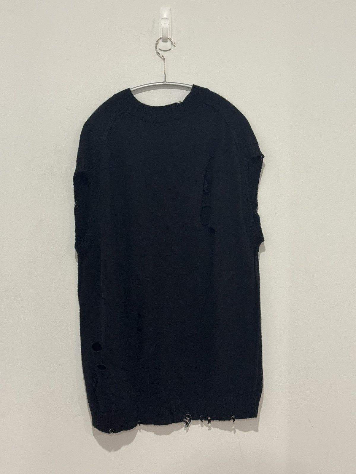 Yohji Yamamoto Yohji Yamamoto Pour Homme 24SS Distressed V-Neck Sweater Size US L / EU 52-54 / 3 - 2 Thumbnail