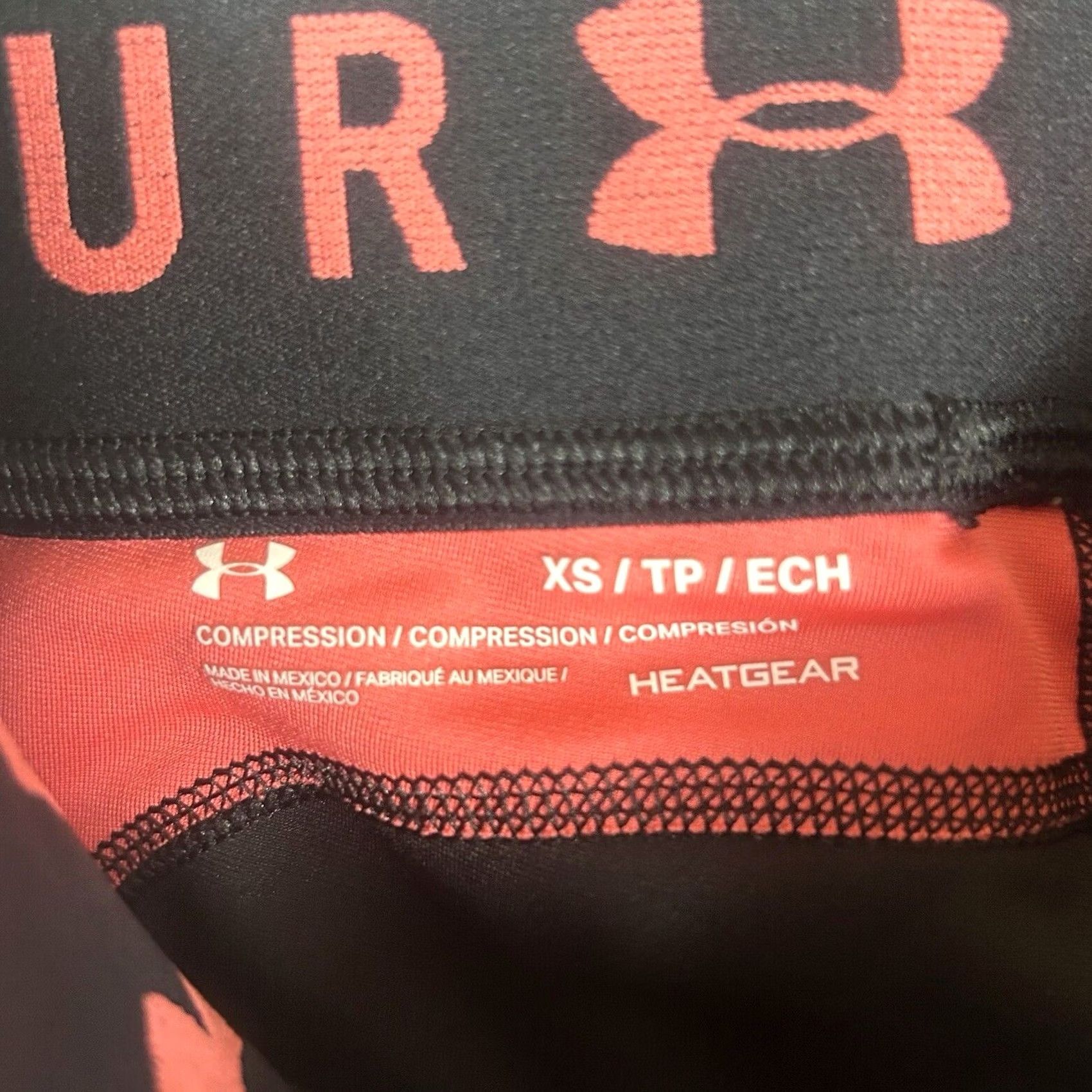 Under Armour VINTAGE Under Armour Heat Gear Womens Compression Capri Leggings XS Pink Stripes Ladies Small? Size 26" / US 2 / IT 38 - 3 Thumbnail