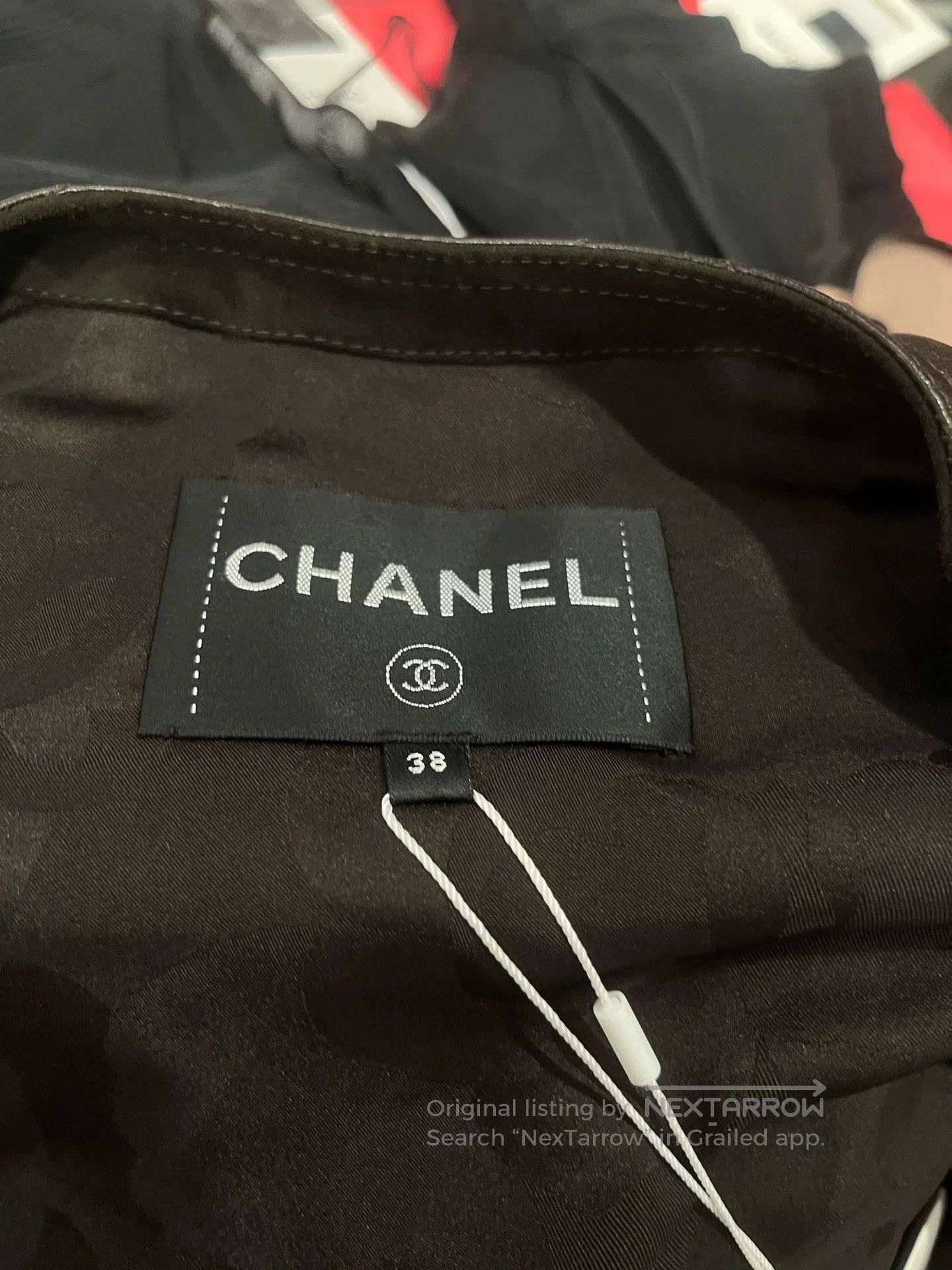 Chanel Chanel Suede Shearling Vest FR38. Size US M / EU 48-50 / 2 - 3 Thumbnail