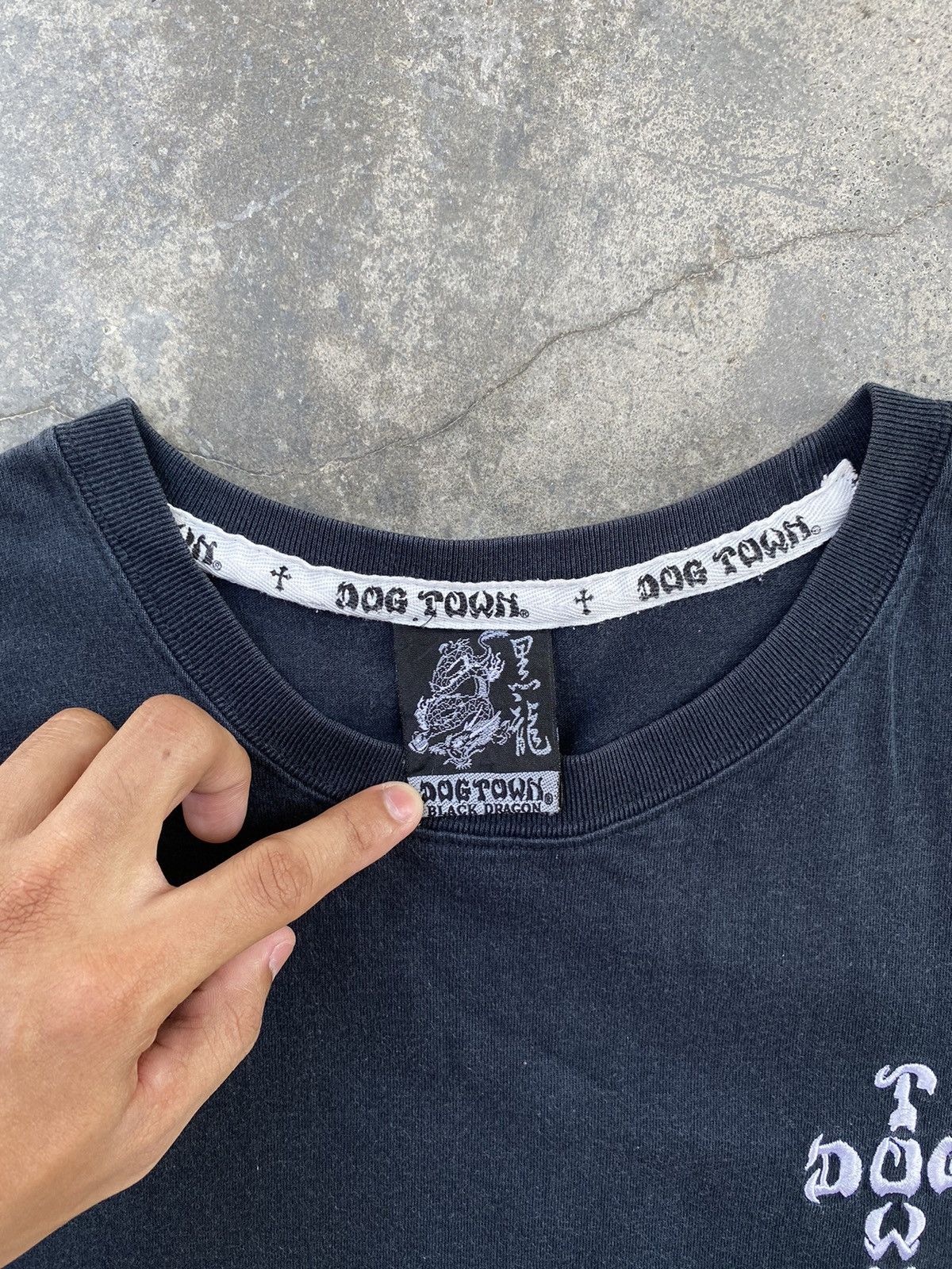 Vintage Rare🔥Vintage Distressed DogTown Black Dragon Tees Size US XL / EU 56 / 4 - 10 Thumbnail