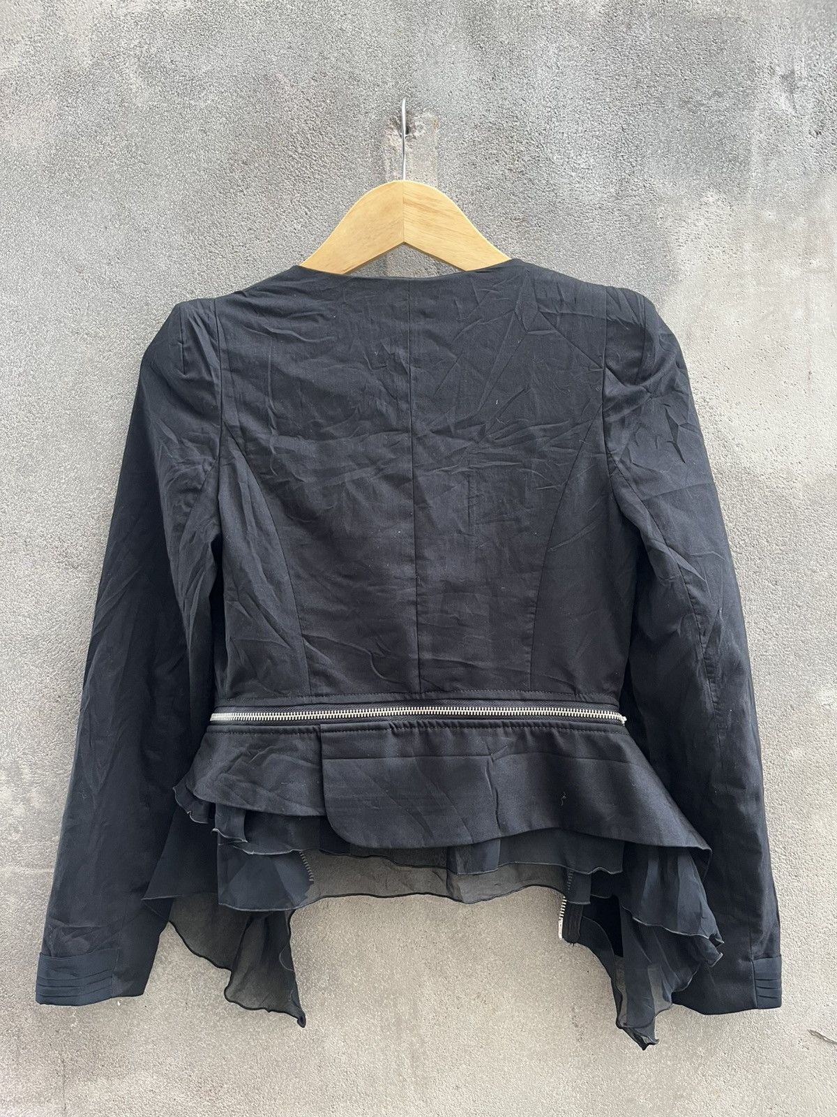 Comme des Garcons × Toga × Yohji Yamamoto KISSBON Jaket Ruffle Avant-Garde Jepang – Inspired by Yohji Size US M / EU 48-50 / 2 - 4 Thumbnail