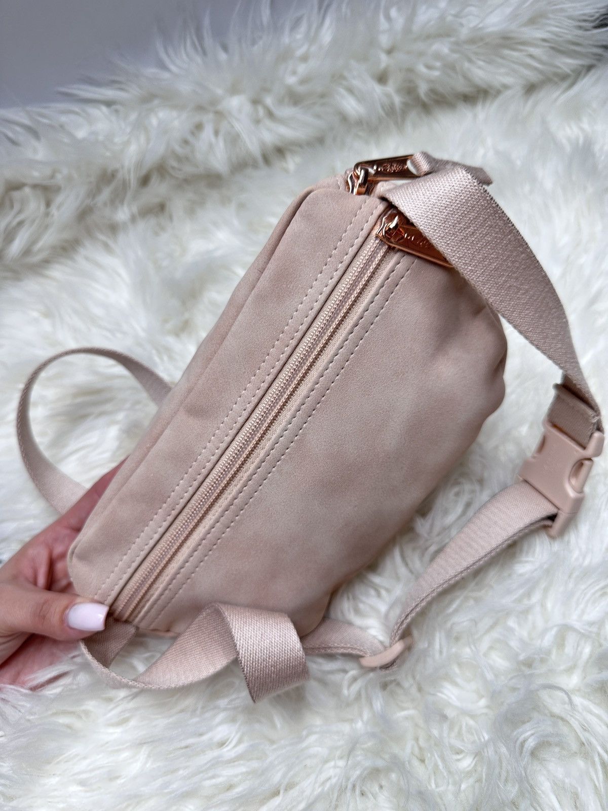 Eastpak Eastpak belt bag, pink, perfect condition, made in USA Size ONE SIZE - 8 Thumbnail