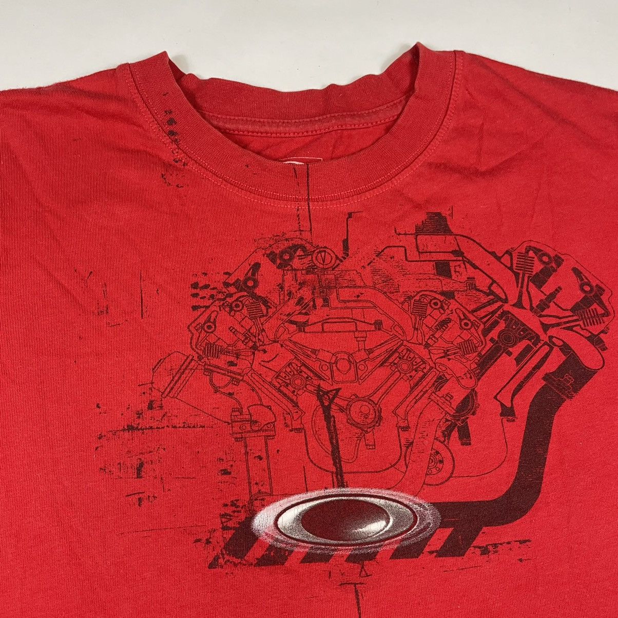 Oakley × Vintage Vintage Oakley T-Shirt Center Logo Gorpcore Size US L / EU 52-54 / 3 - 3 Thumbnail