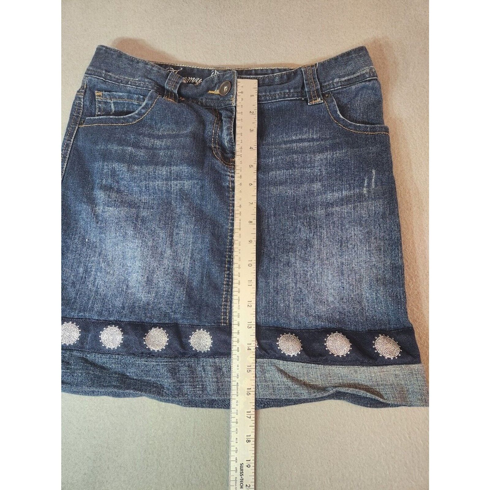 Tommy Hilfiger Upcycled Women's Skirt From Tommy Hilfiger 6 Jeans Size 28" / US 6 / IT 42 - 7 Thumbnail