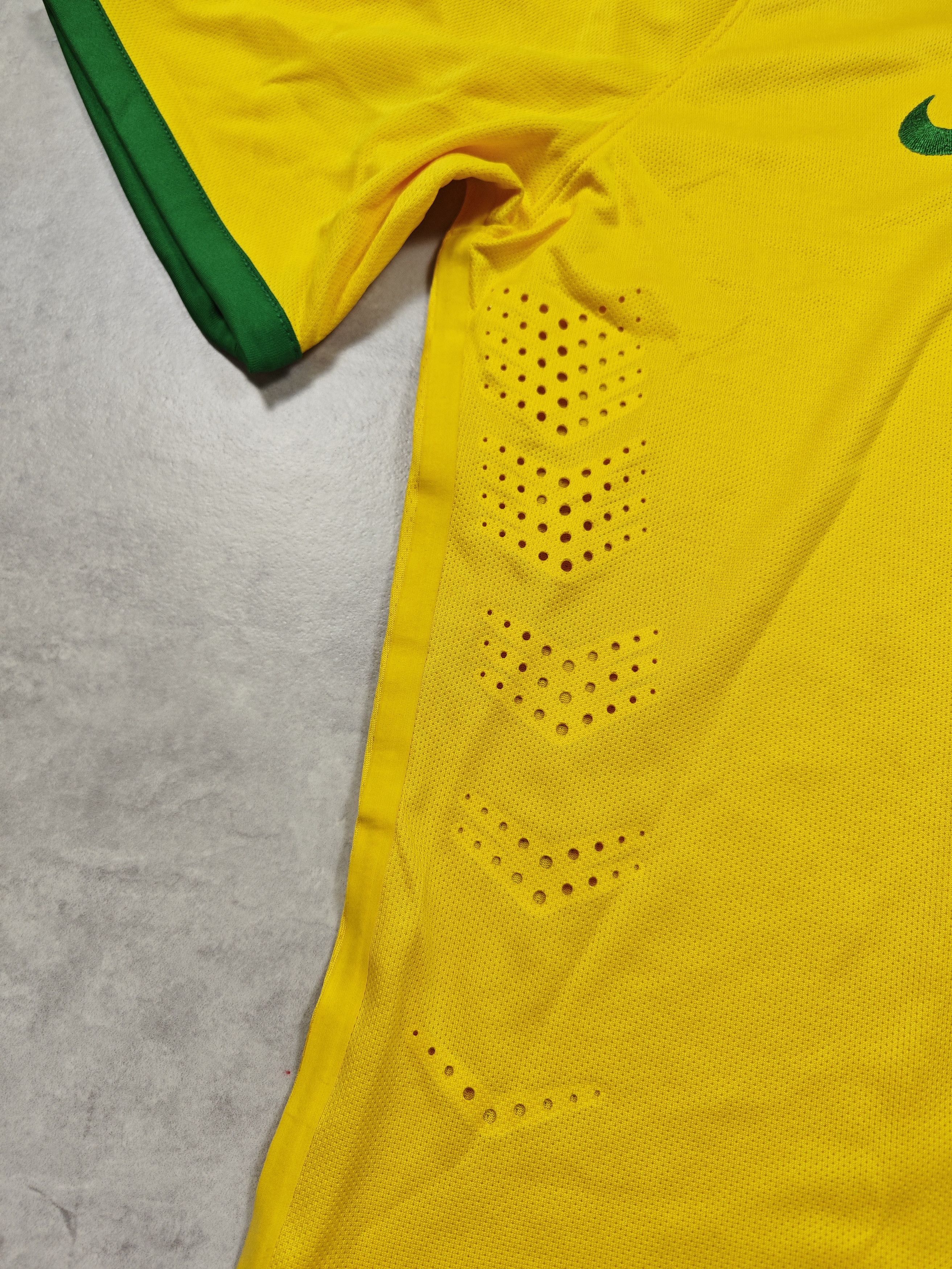 Nike Nike Brasil 2014 Size US L / EU 52-54 / 3 - 5 Thumbnail