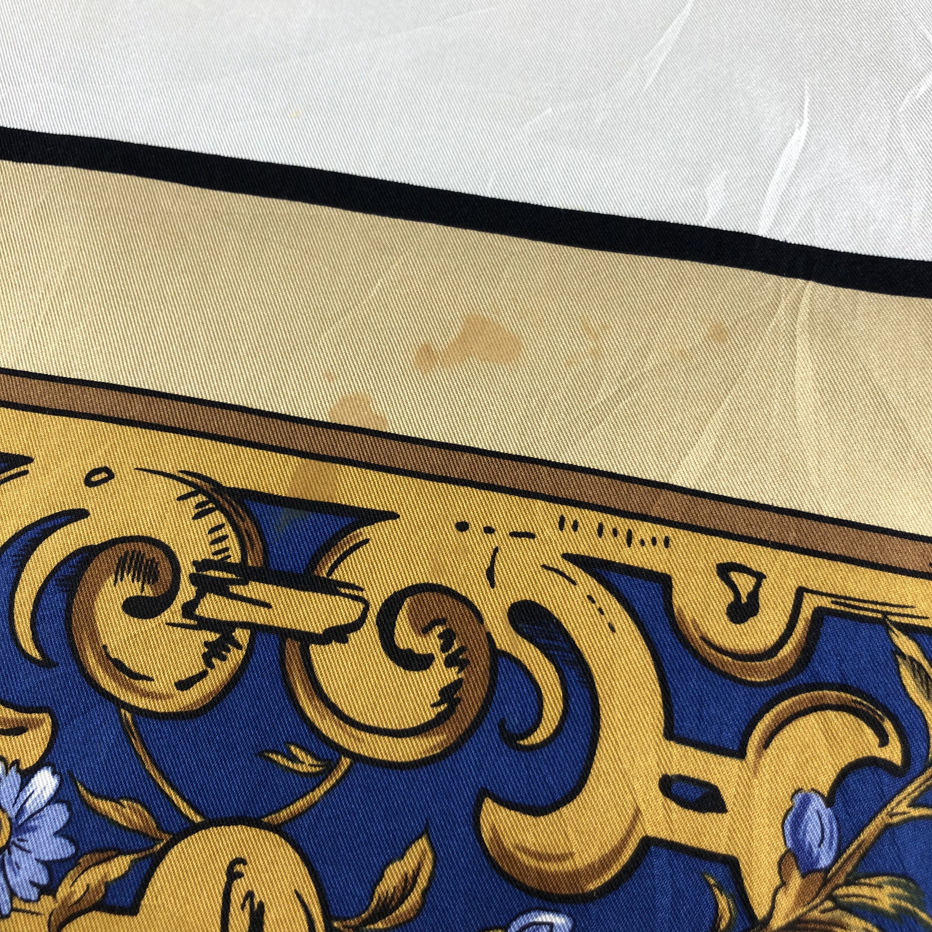 Japanese Brand Vintage Luxury Floral Silk Scarf M256 Size ONE SIZE - 4 Thumbnail