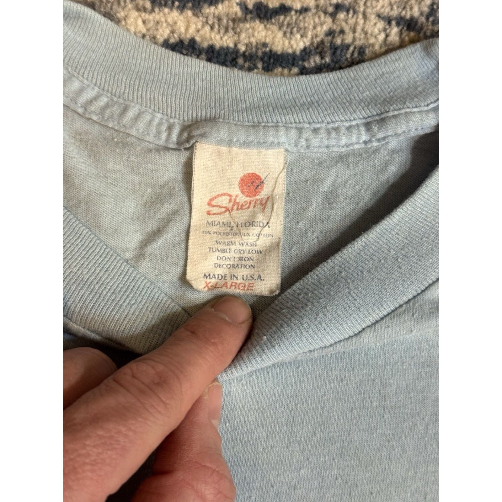 Vintage VINTAGE 80s Miss Kitty’s Long Branch Saloon T Shirt XL Dodge City Kansas Brothel Shirt Adult XL Blue 80s City Punk Rock Men Size US XL / EU 56 / 4 - 6 Thumbnail