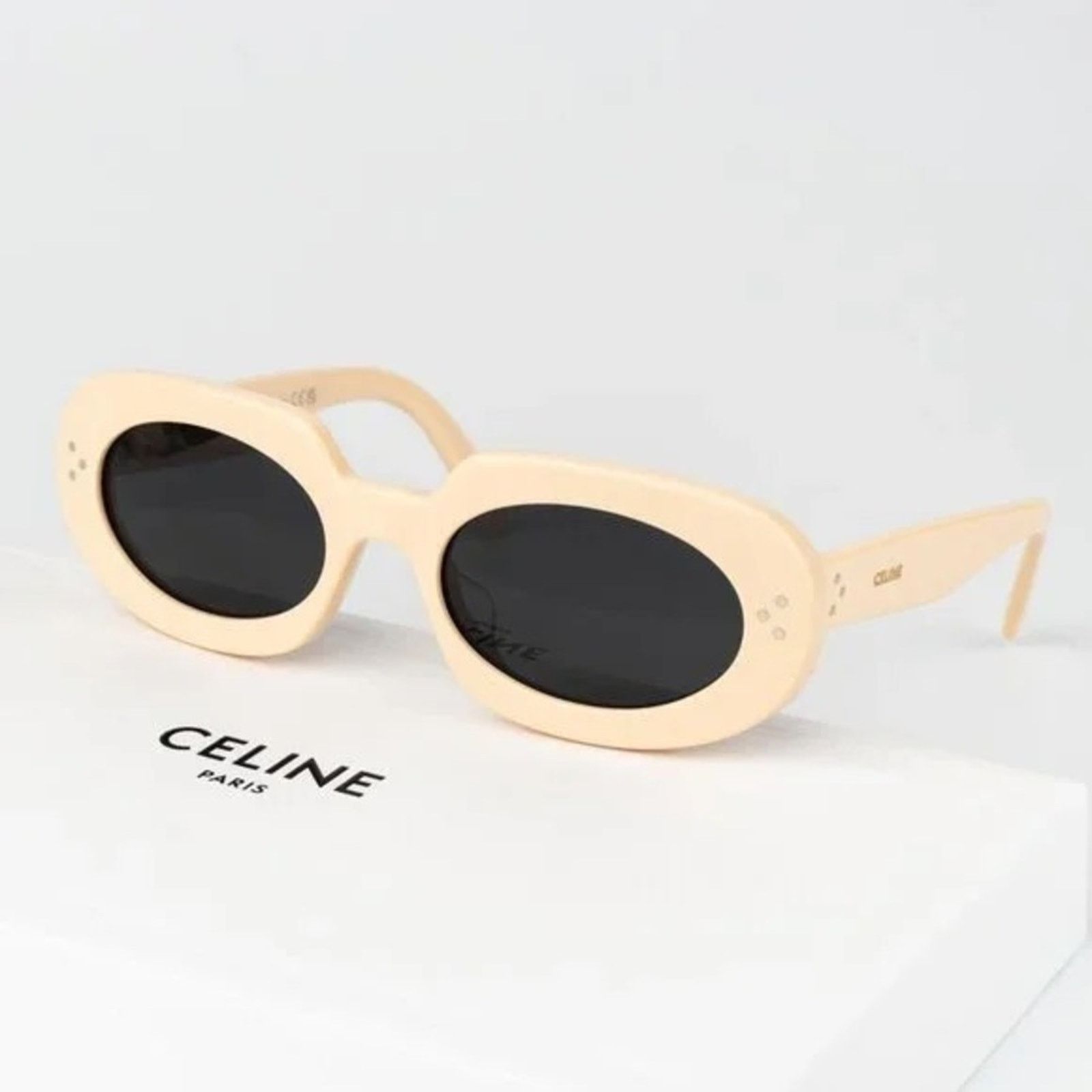 Celine New! Celine Beige Oval Sunglasses CL40276U 25A, Authentic Size ONE SIZE - 2 Thumbnail