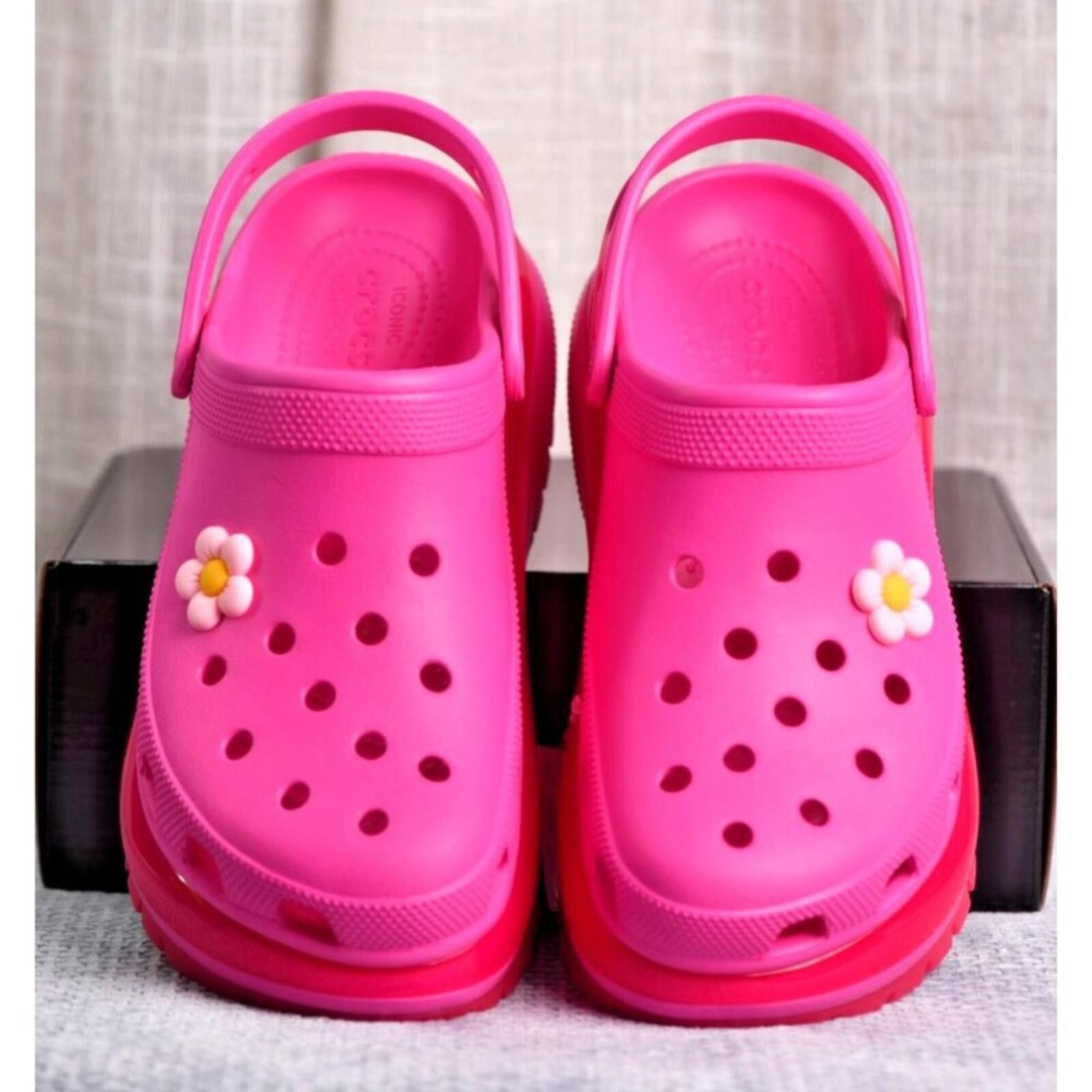 Crocs Crocs Mega Crush Clog Unisex NWT | Color: Juice | 9826367 Size US 10 / IT 40 - 4 Thumbnail