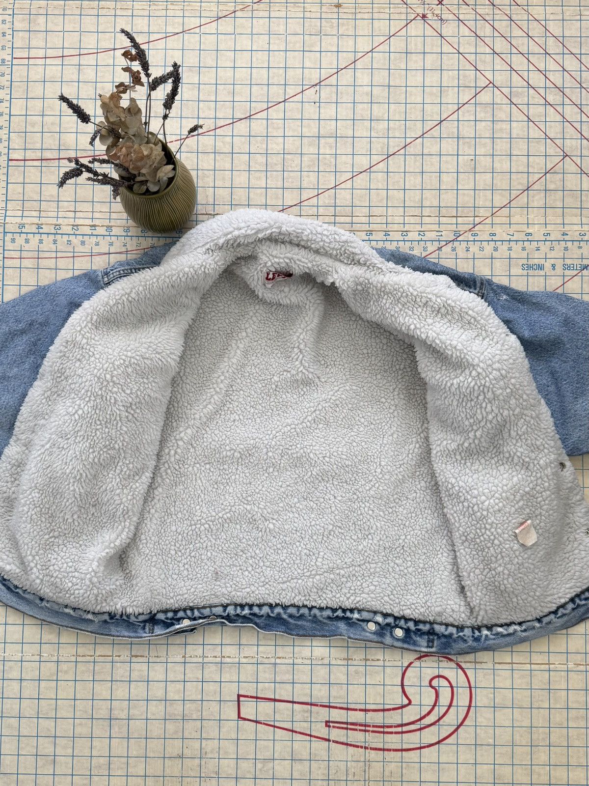 Levi's Vintage Levi’s 80’s Sherpa Lined Denim Jacket Mens Small Size US S / EU 44-46 / 1 - 8 Thumbnail