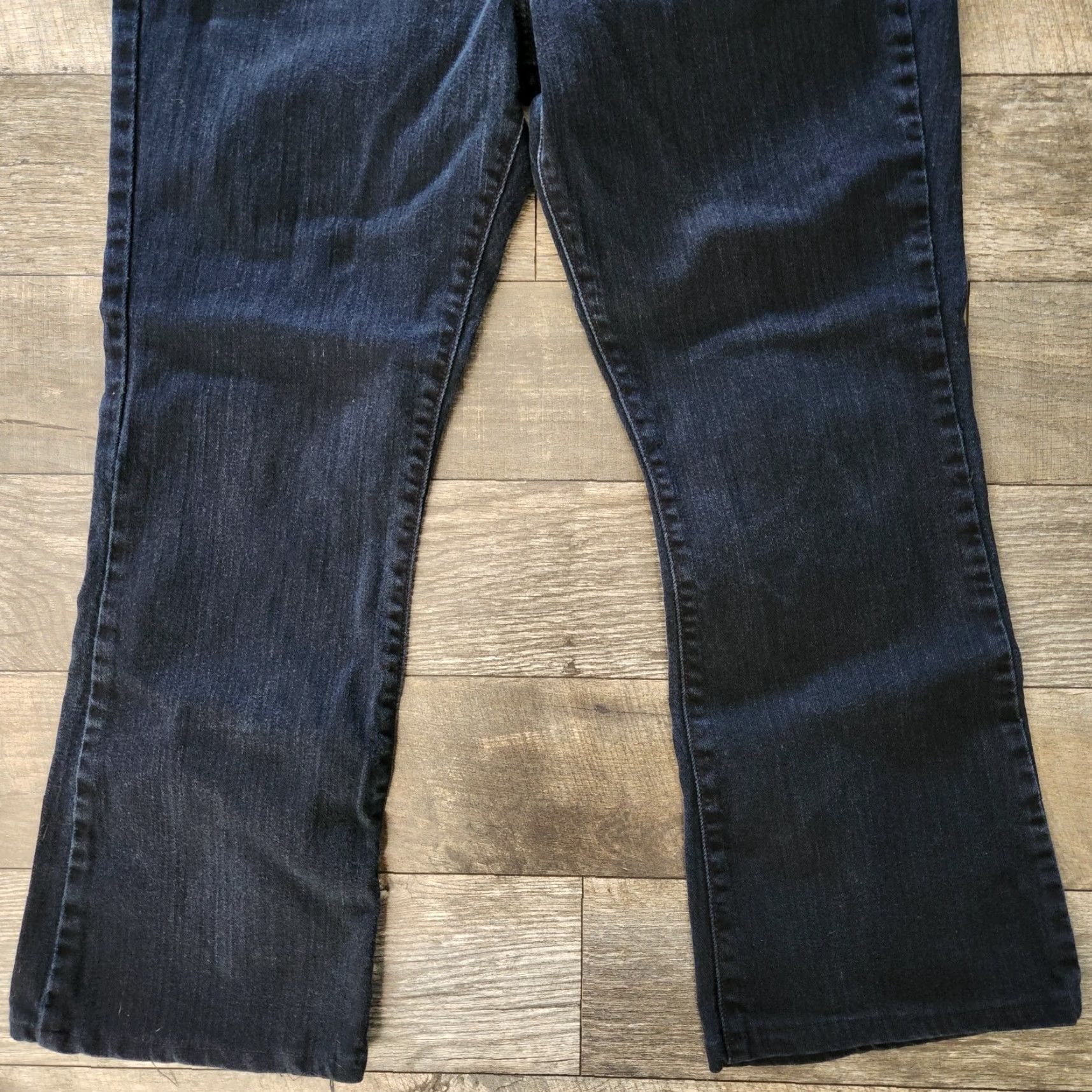Levi's Levi's 515 Bootcut Jeans Women's Size 12s 27" Blue Mid Rise Dark Wash Y2K VTG Jeans Size 34" / US 12 / IT 48 - 2 Thumbnail