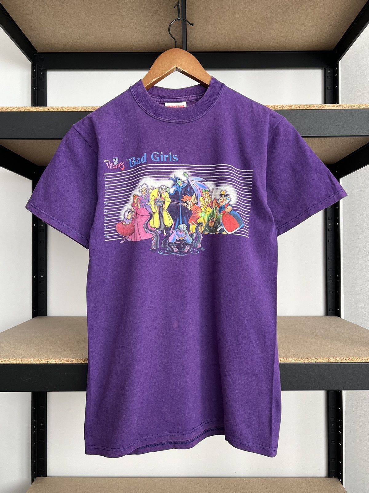 Disney Vintage 90s Disney Villains Bad Girls Cartoon Movie T-shirt Size US S / EU 44-46 / 1 - 1 Thumbnail