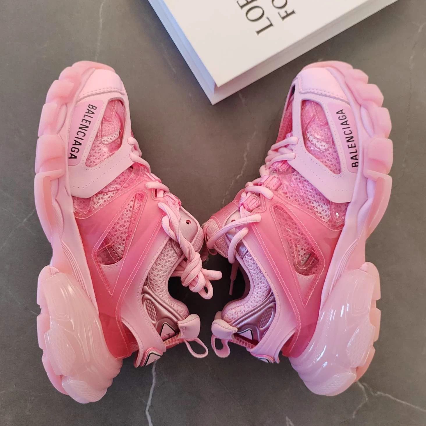 Balenciaga Balenciaga Track1.0 Women's Pink Dad Shoe 36 Size US 5.5 / IT 35.5 - 3 Thumbnail