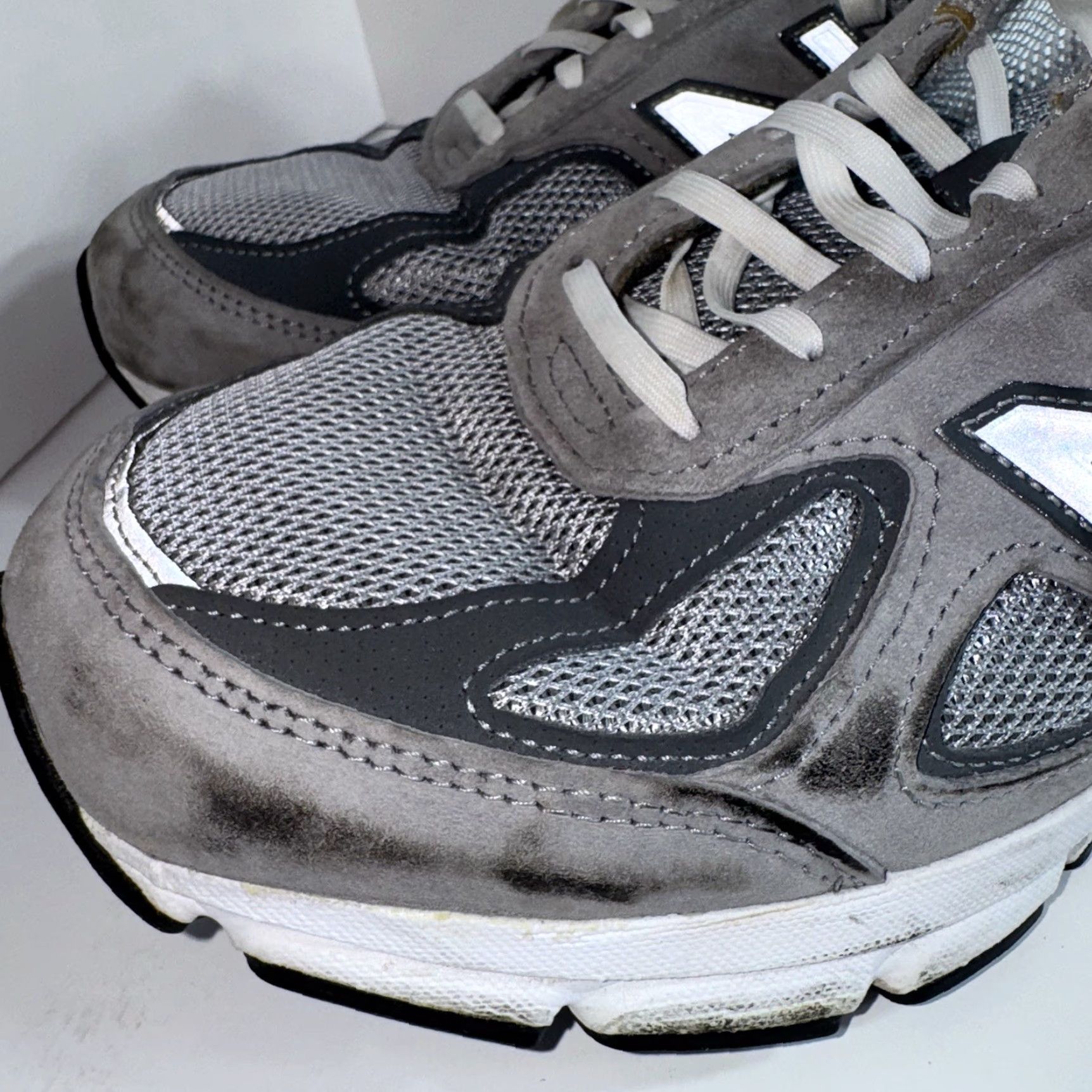New Balance New Balance Sneaker Women’s 990v4 Made in USA Grey Silver Size 9.5 2E Size US 7.5 / IT 37.5 - 6 Thumbnail