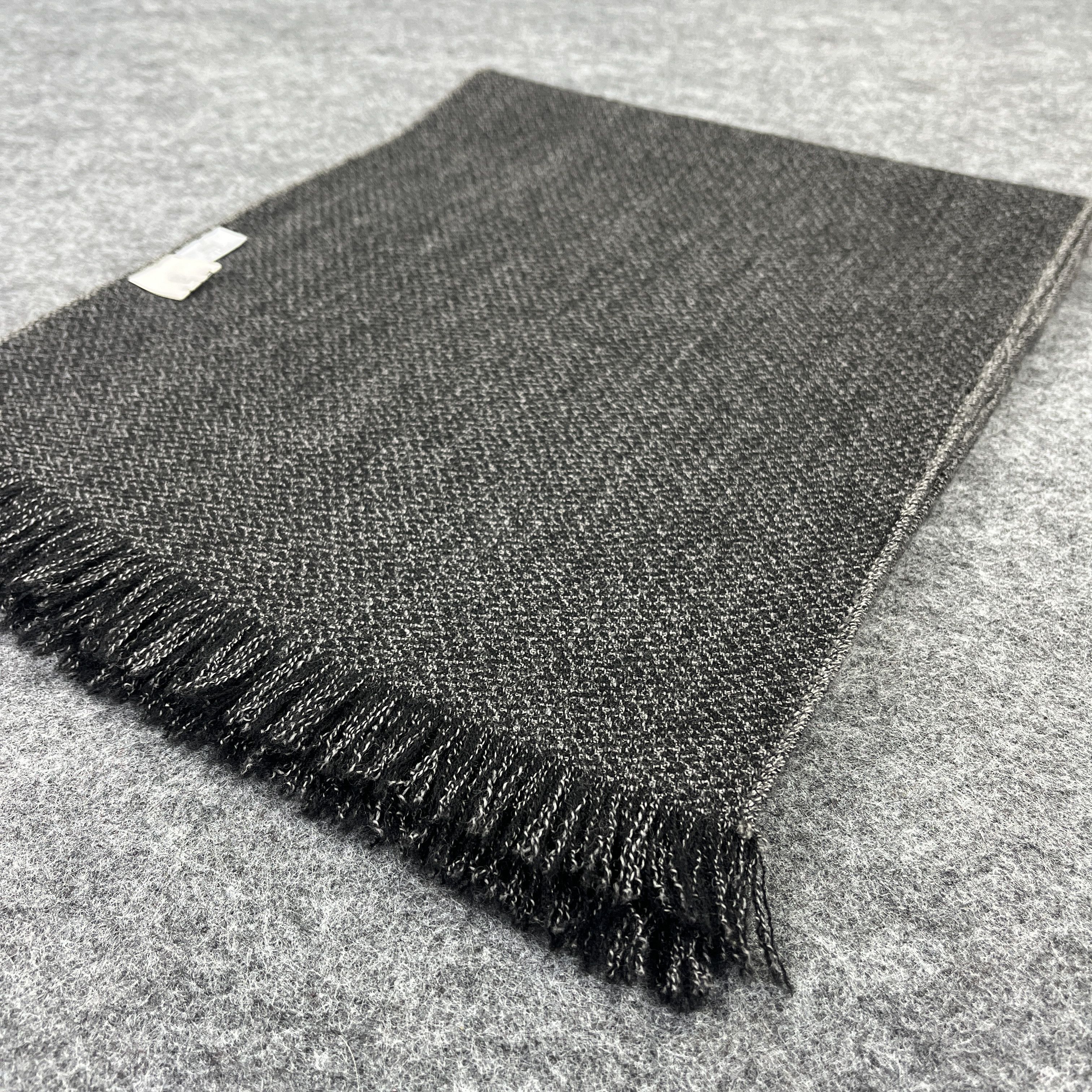 Courreges Courreges Scarf / Muffler / Neckwear T951 Size ONE SIZE - 12 Thumbnail
