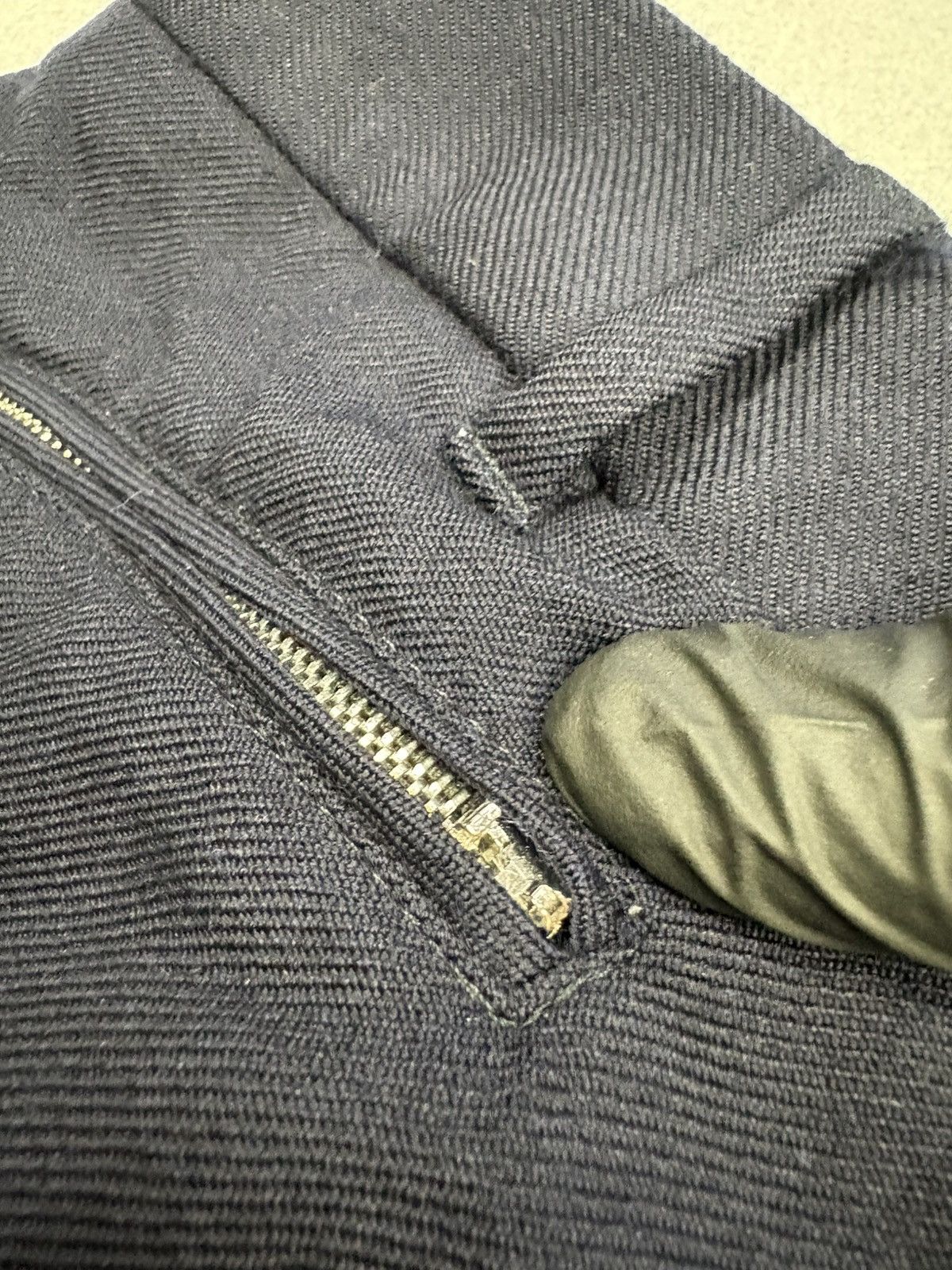 Burberry Burberry Avant-Garde Wool Trousers Curved Pockets Raw Hem 50 Size US 34 / EU 50 - 9 Thumbnail