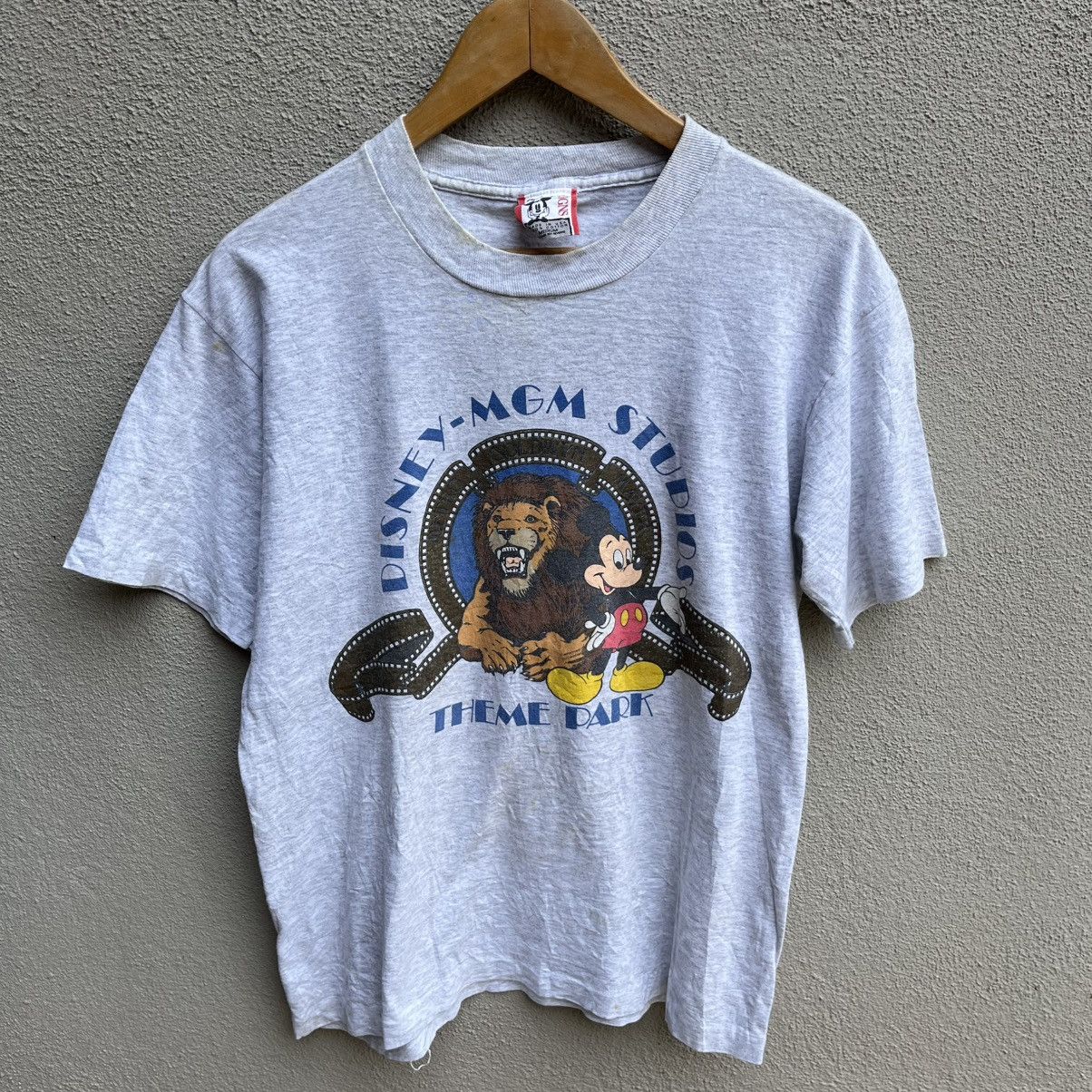 Vintage Vintage 90s DISNEY Mickey Mouse Theme Park tee Size US M / EU 48-50 / 2 - 2 Thumbnail