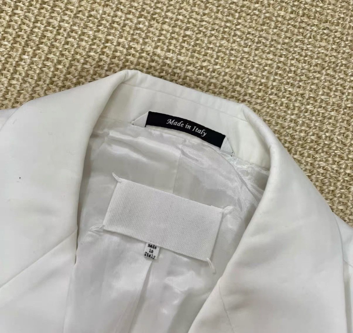 Maison Margiela Maison Margiela Off-White Padded Shoulder Waistcoat J29 Size US M / EU 48-50 / 2 - 3 Thumbnail