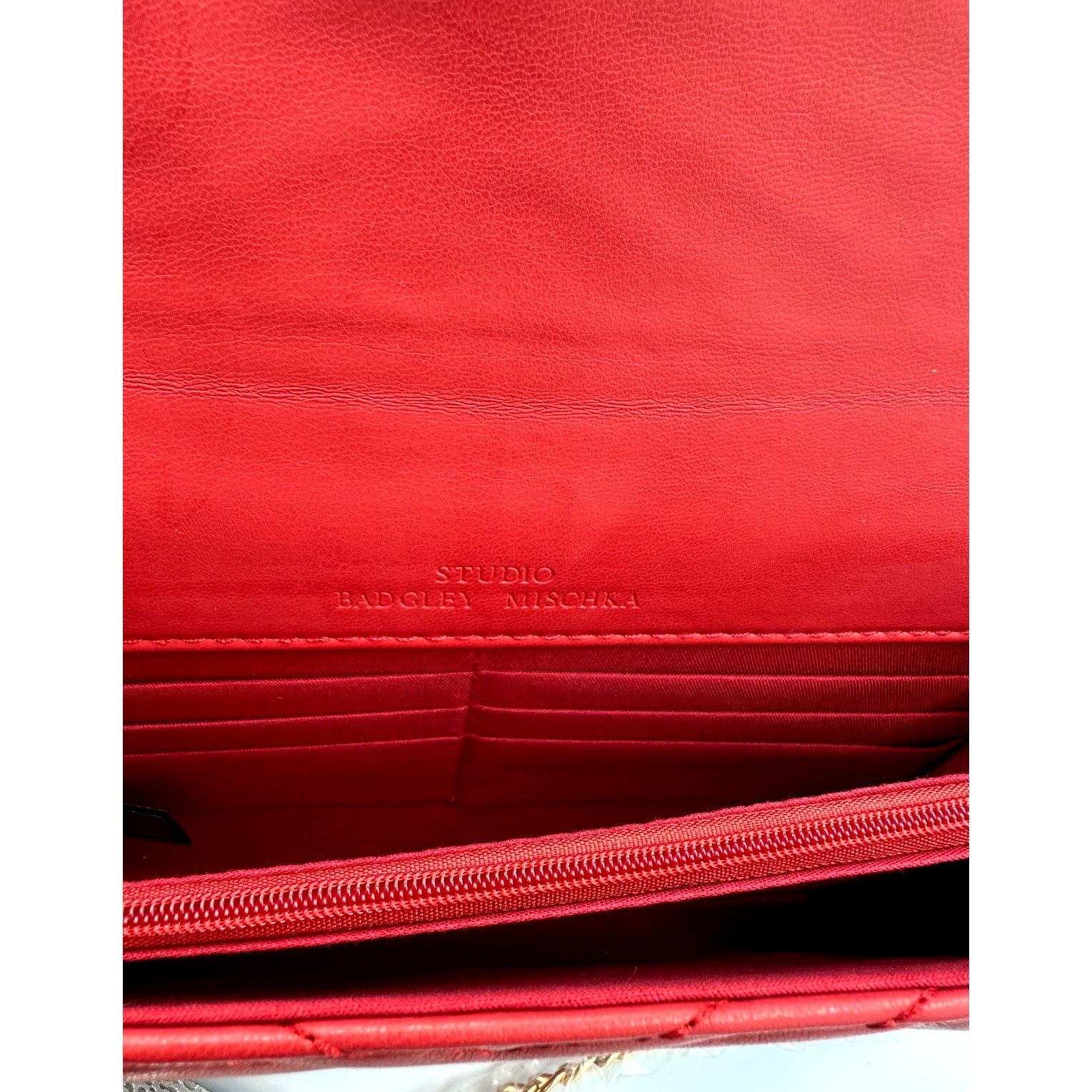 Badgley Mischka Badgley Mischka Crossbody Chevron Quilted Center Cover - Red Size ONE SIZE - 9 Thumbnail