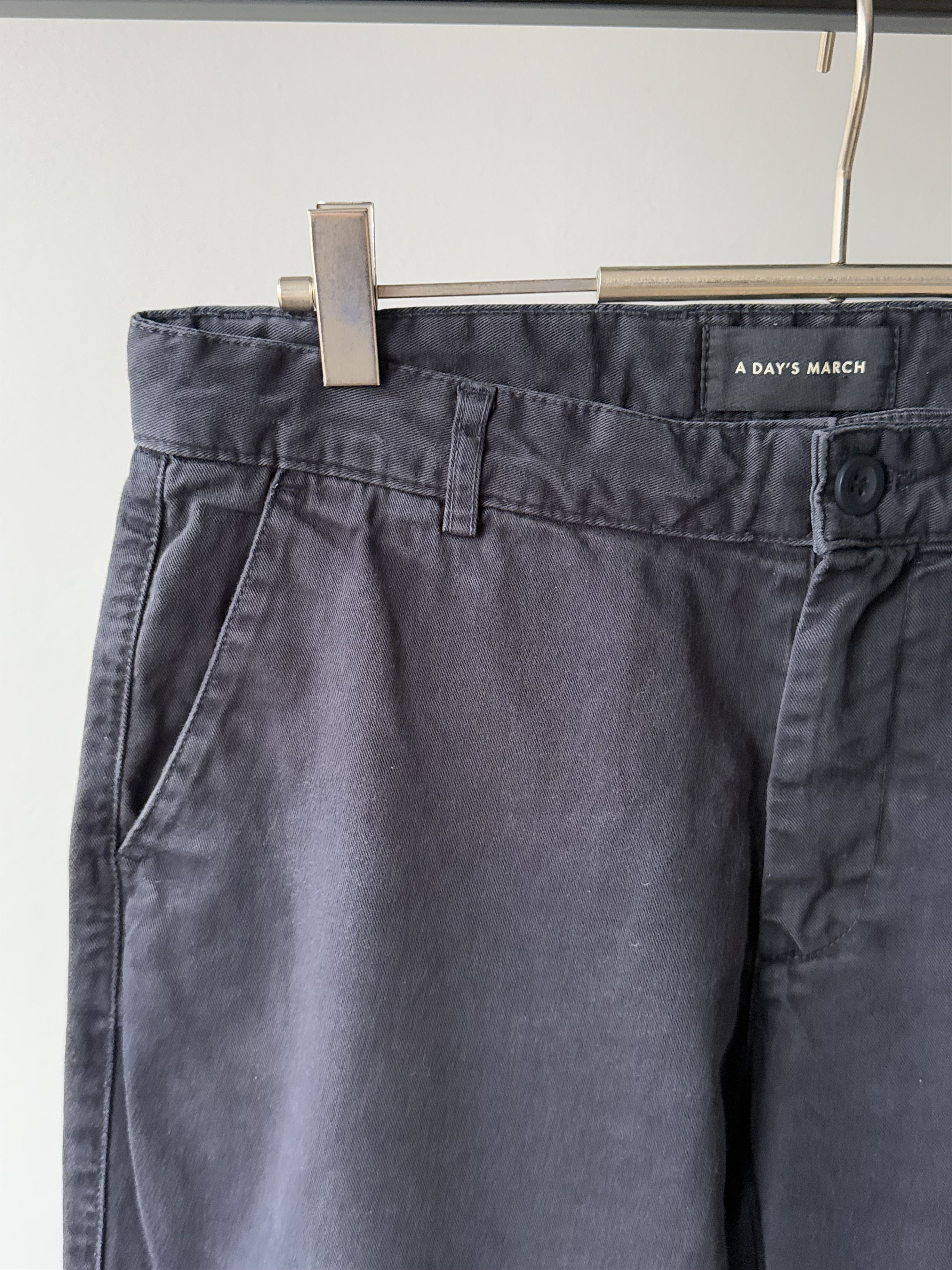 A Day's March A Day's March Classic Navy Slim Fit Chino Trousers Pants Size US 30 / EU 46 - 5 Thumbnail