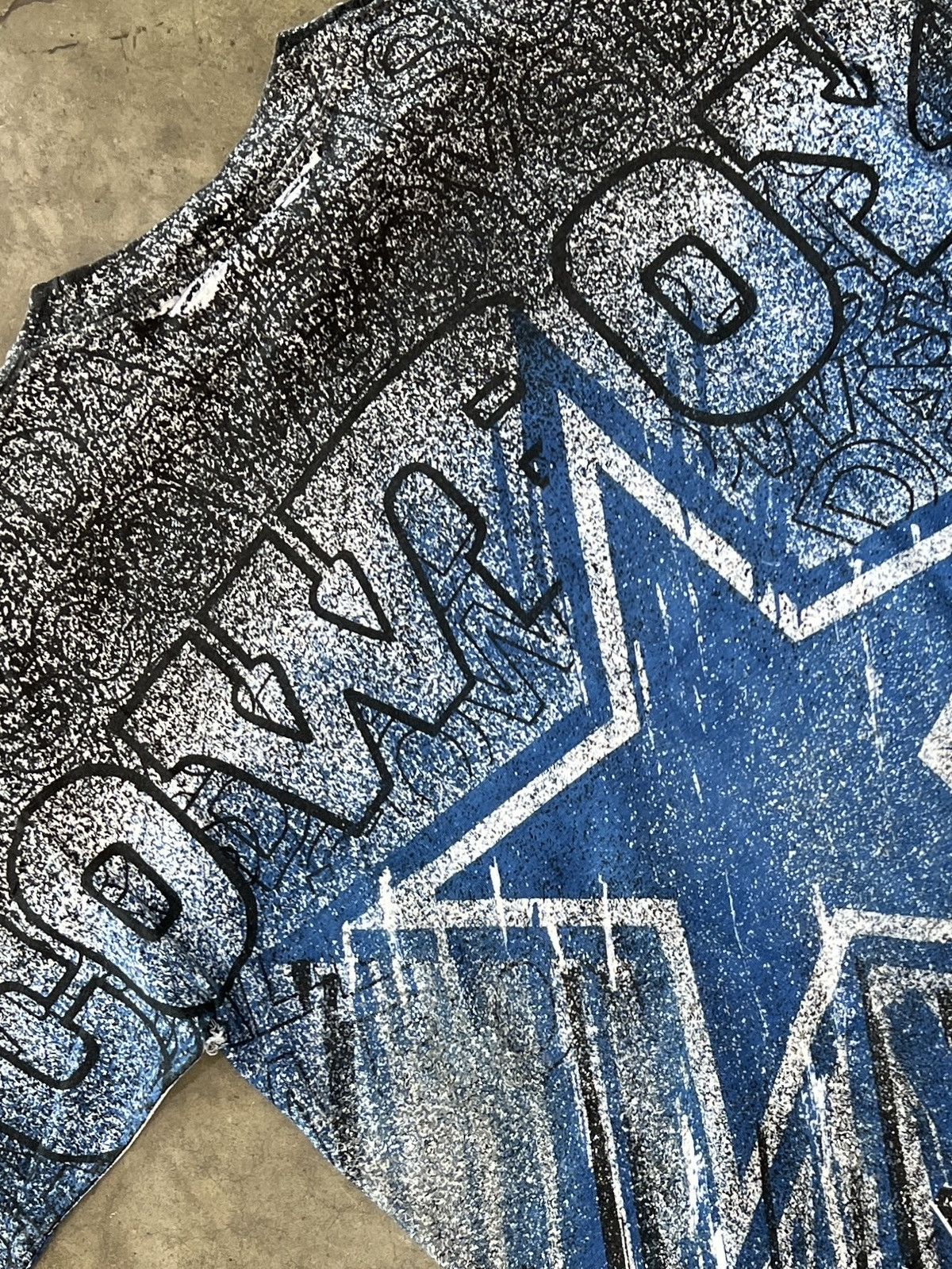 NFL Vintage 90s AOP Dallas Cowboys Star Magic Johnson Tee Medium Size US M / EU 48-50 / 2 - 4 Thumbnail