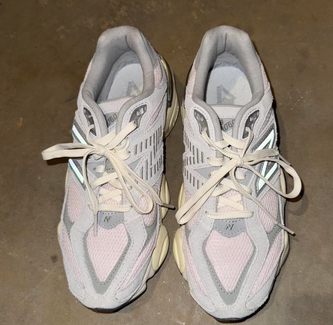 New Balance New balance 9060 Size US 8.5 / EU 41-42 - 3 Thumbnail