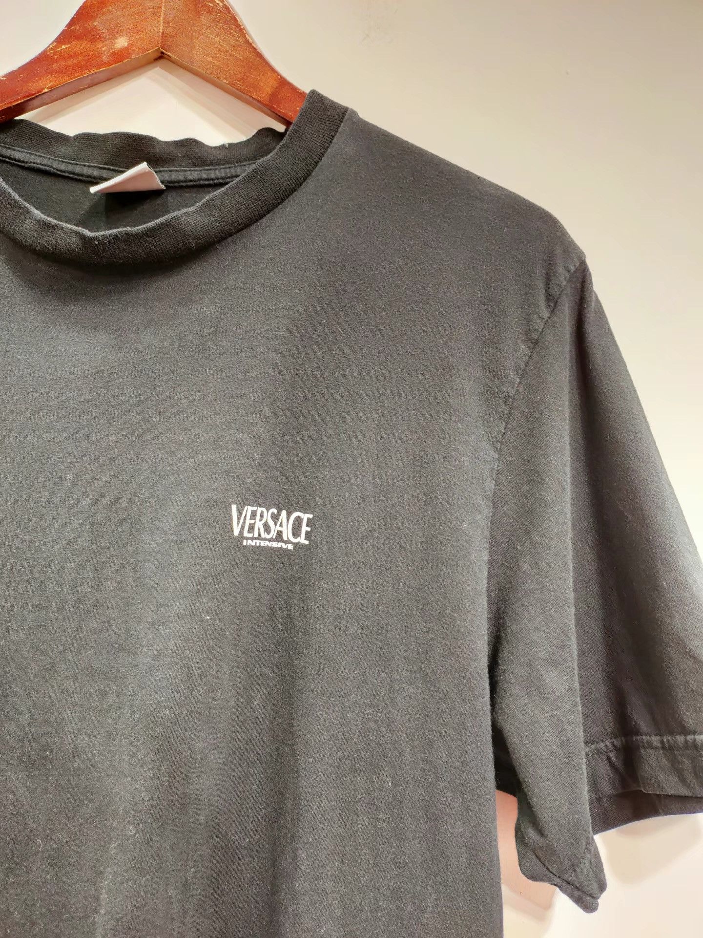 Versace Versace Men's Black Short Sleeve T-shirt K29 Size US L / EU 52-54 / 3 - 3 Thumbnail