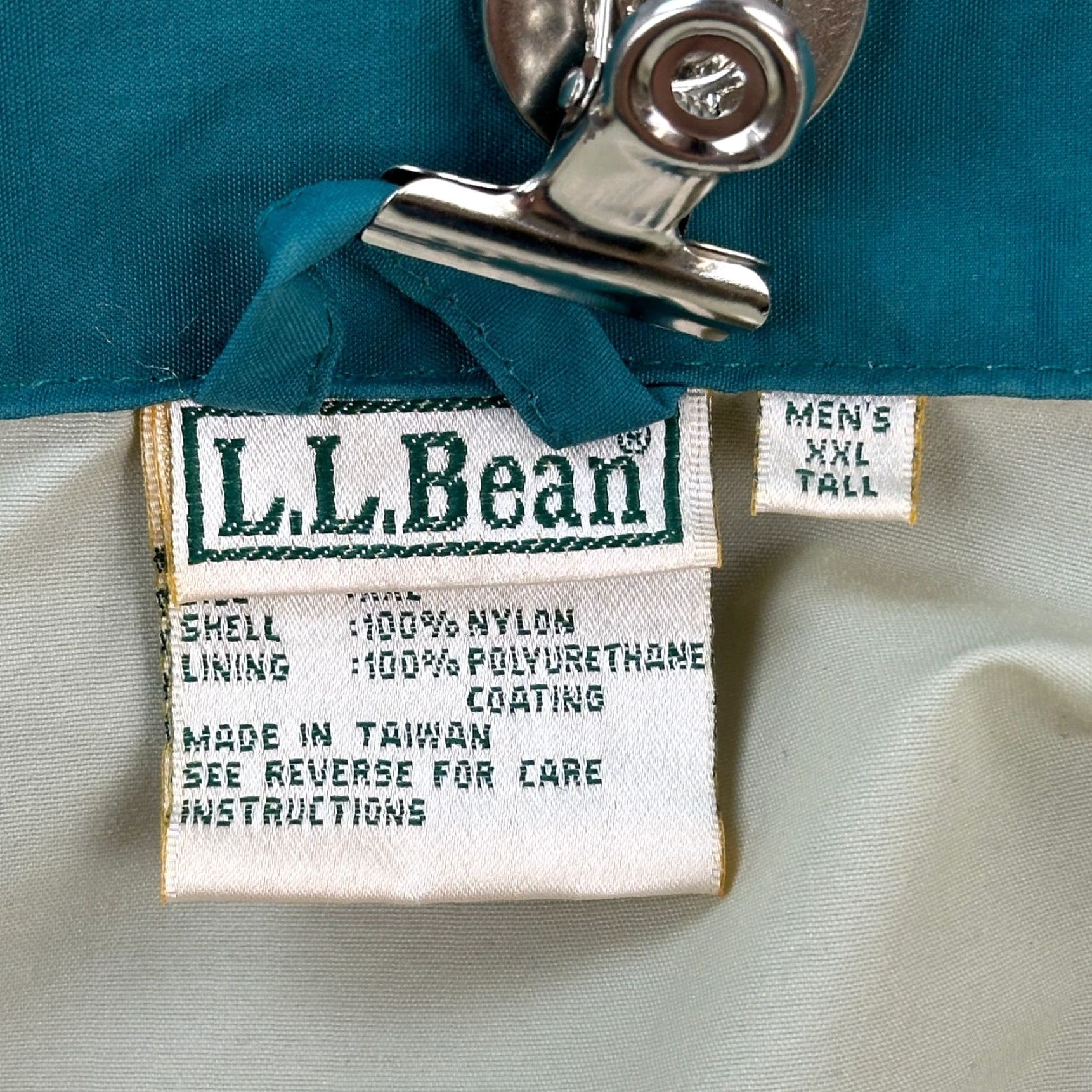 Vintage Vintage L.L. Bean Jacket Mens 2XL Tall Tan Full Zip Hooded Windbreaker Hiking 90s Streetwear Style Windbreaker Mens (Beige) Size US XXL / EU 58 / 5 - 7 Thumbnail