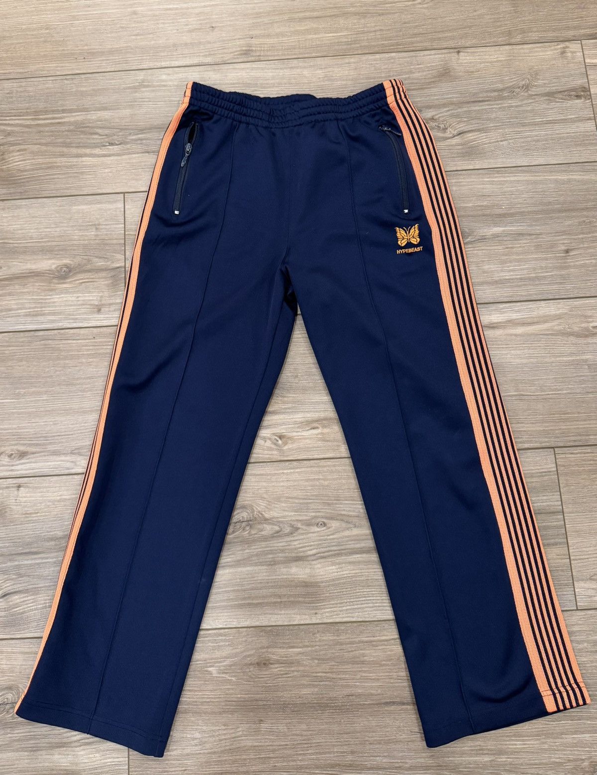 Needles Needles x hype beast track pants Size US 33 - 1 Thumbnail