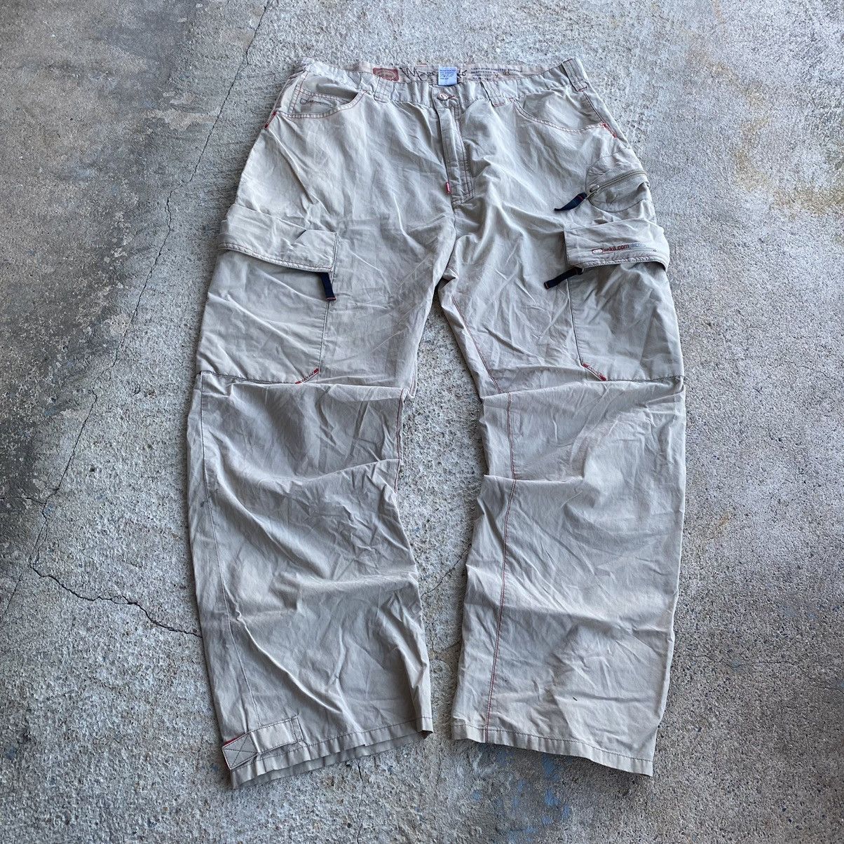 Ecko Unltd. × JNCO × Vintage Vintage Y2K Ecko Baggy Cargo Jnco Style Pants Size US 36 / EU 52 - 2 Thumbnail