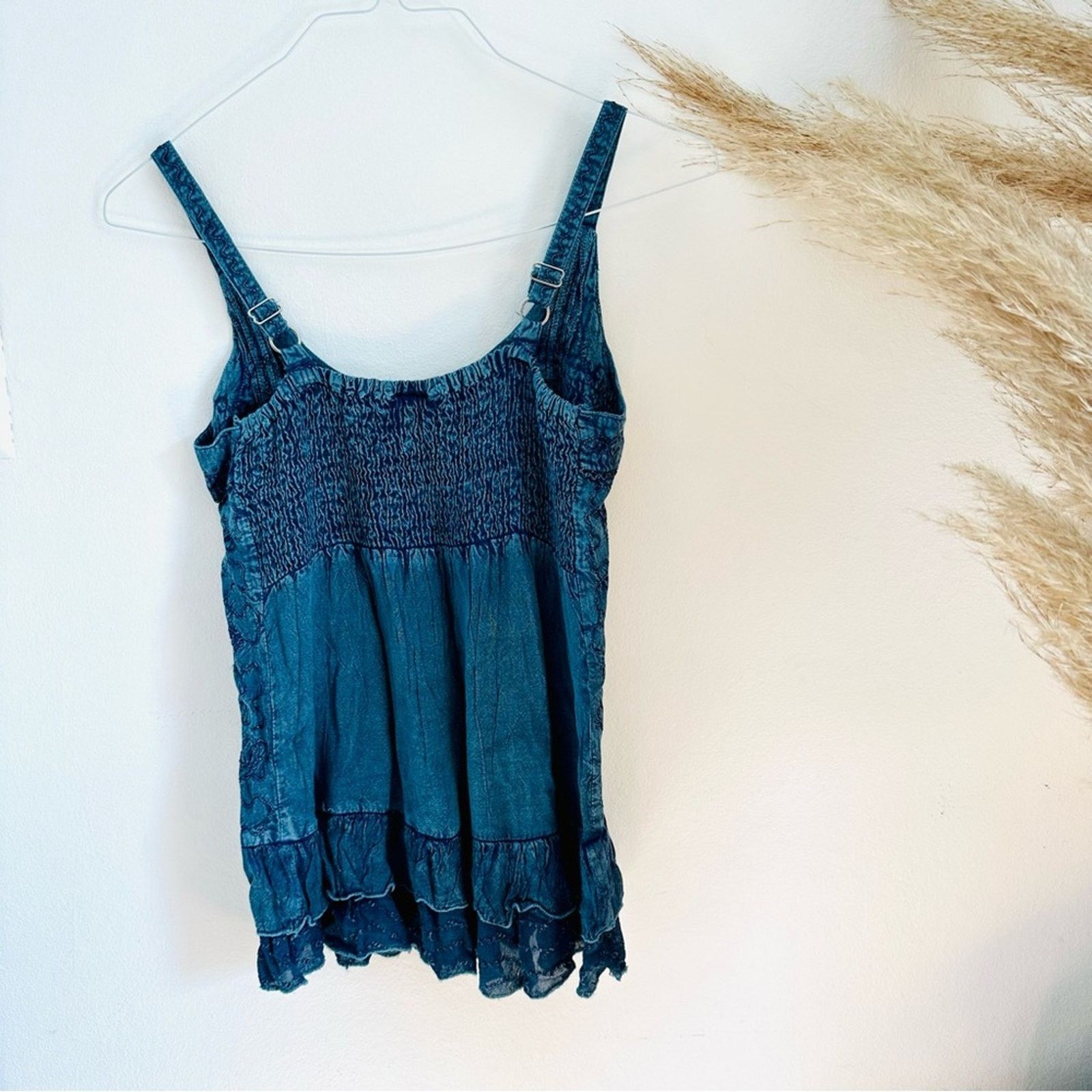 Vintage VINTAGE Cute Options Blue Denim Chambray Ruffle Tank Top Size M / US 6-8 / IT 42-44 - 5 Thumbnail