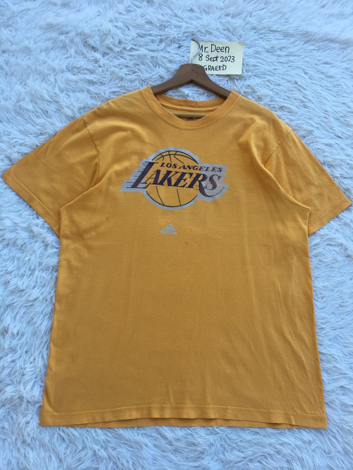 NBA Rare Vintage L.A Lakers x Adidas Tshirt Size US XL / EU 56 / 4 - 2 Thumbnail