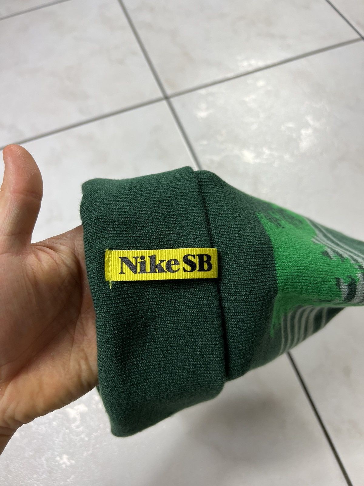 Nike SB Nike SB skateboard knit landscape forest beanie cap sunset Size ONE SIZE - 9 Thumbnail