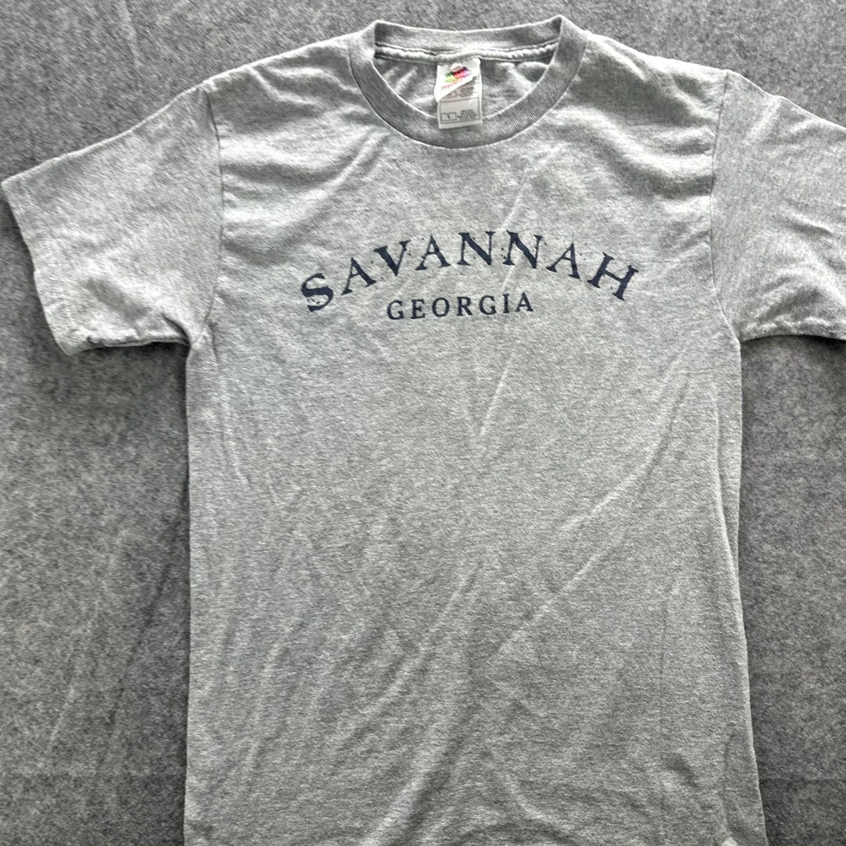 Fruit Of The Loom VINTAGE Fruit of the Loom Savannah Georgia Shirt Mens S Gray Graphic 90s Travel Souvenir Crew Neck Short Sleeve Size US S / EU 44-46 / 1 - 4 Thumbnail
