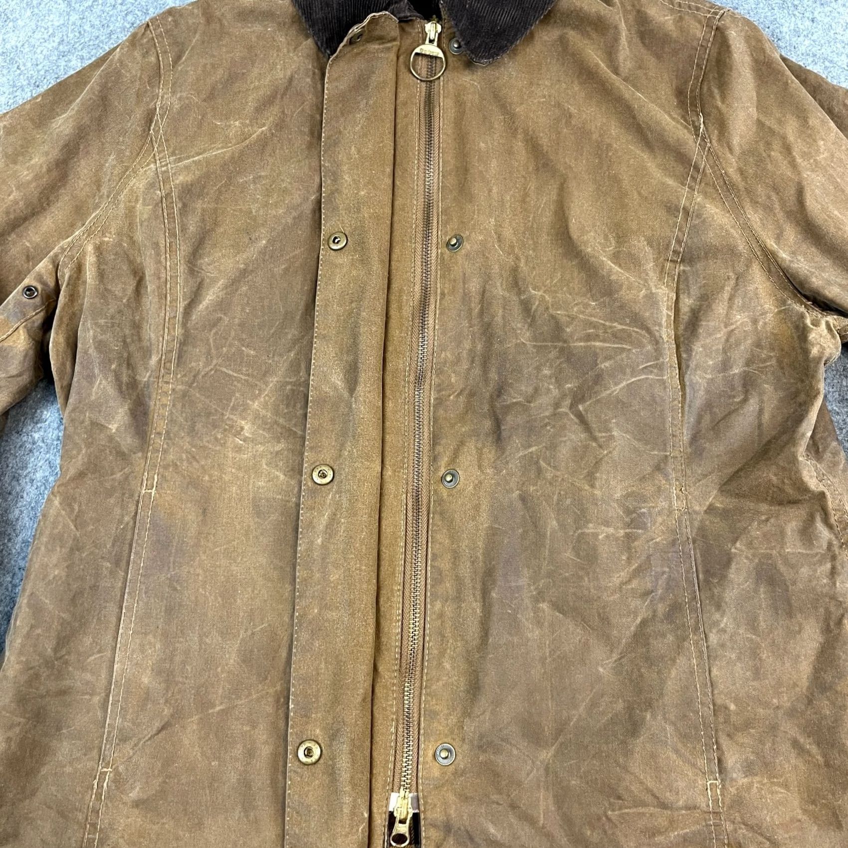 Barbour VTG Barbour L1905 Short Newmarket Wax Jacket UK 16 Tan Made in England Womens Size 38" / US 16 / IT 52 - 7 Thumbnail