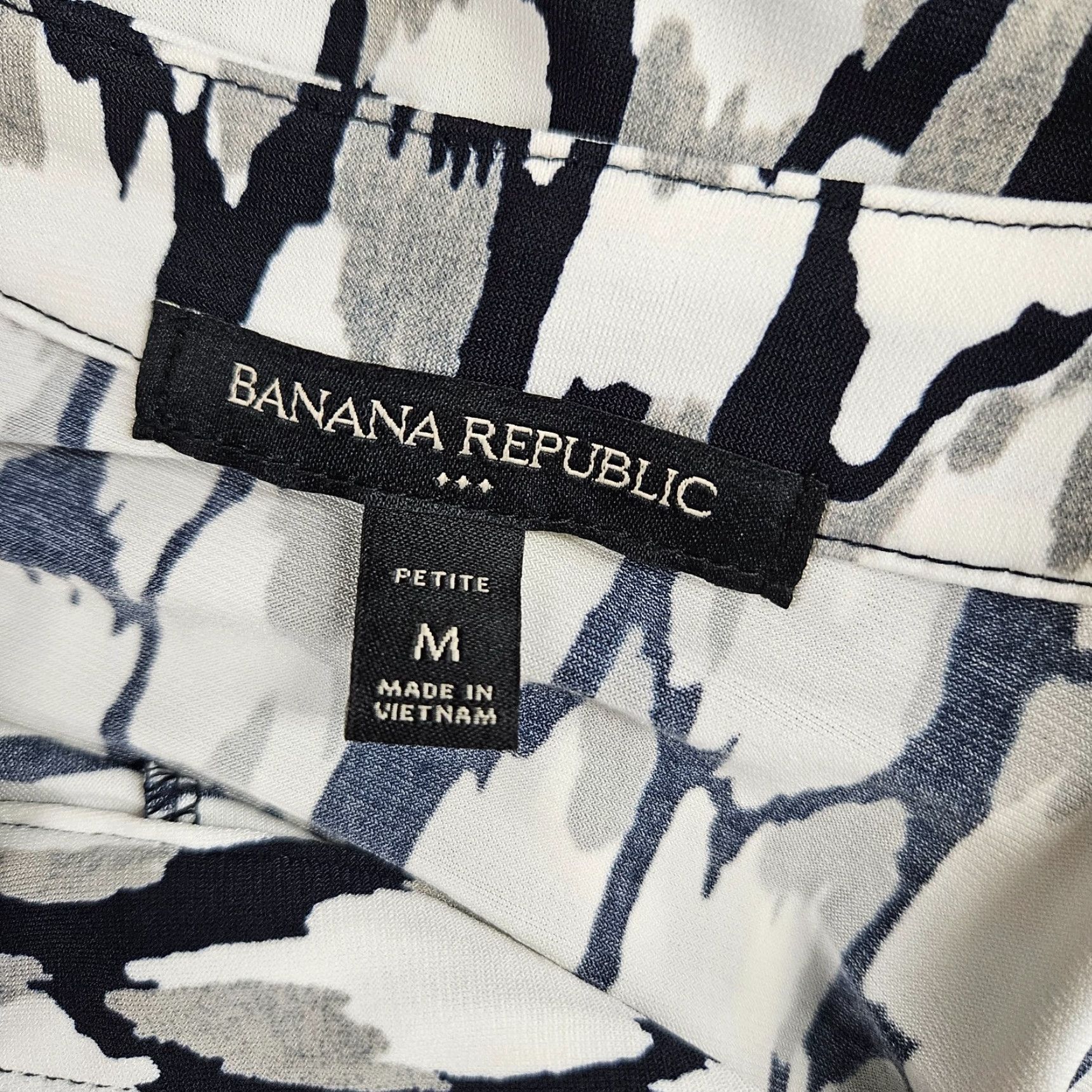 Banana Republic VINTAGE Banana Republic Womens Dress Sz Medium Petite Black Gray 3/4 Sleeve Size M / US 6-8 / IT 42-44 - 6 Thumbnail