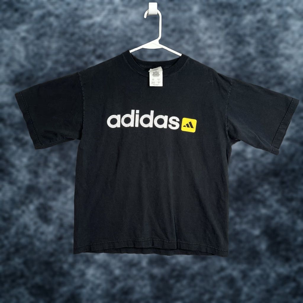 Adidas VINTAGE Adidas T Shirt Adult Medium Black Athletic Logo Classic 90s Mens Size US M / EU 48-50 / 2 - 1 Thumbnail