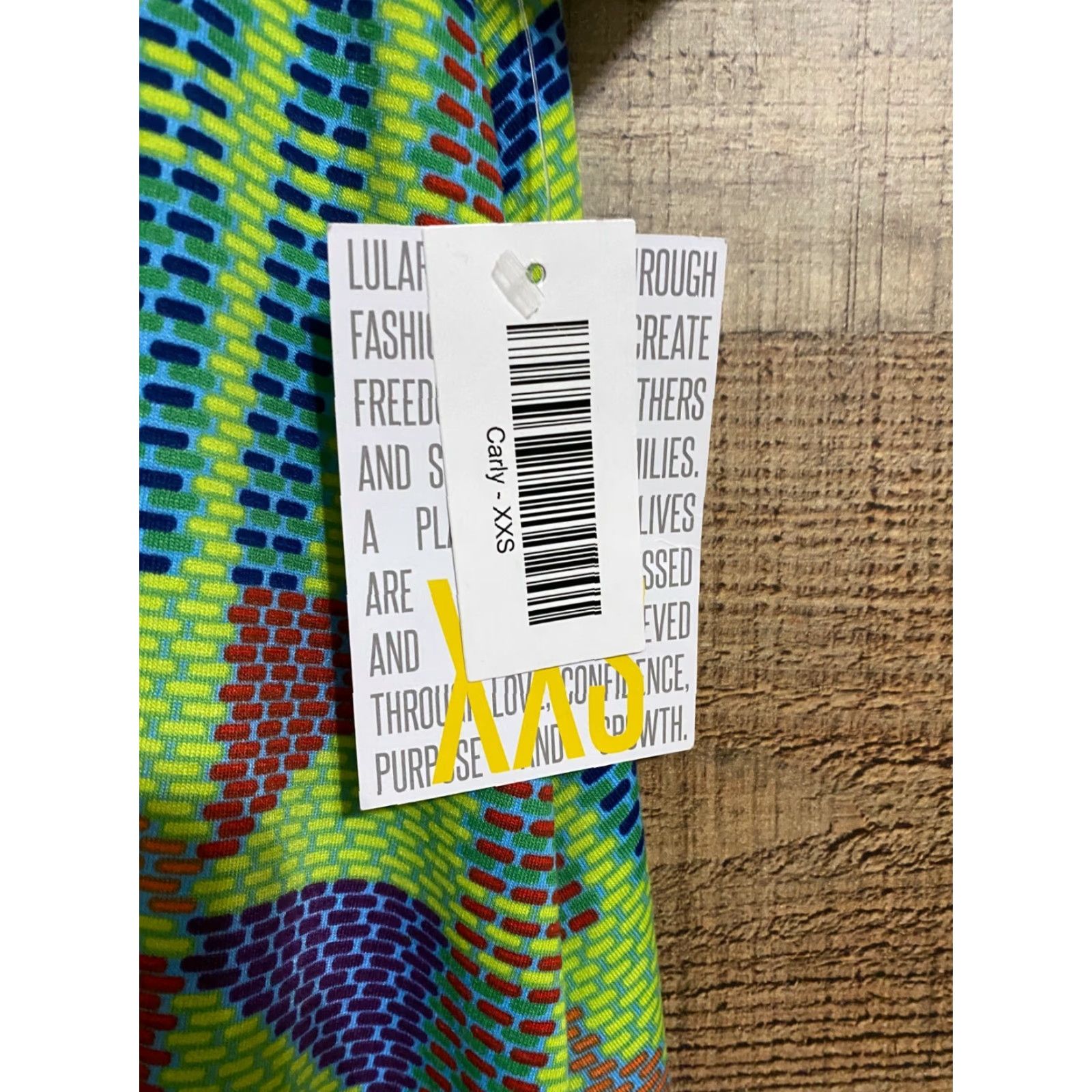 Vintage LulaRoe Carly Dress Swing Green XXS Women's Dress Floral Knee Length Short Sleeve Pullover Machine Washable Size XXS / US 00 / IT 34 - 2 Thumbnail