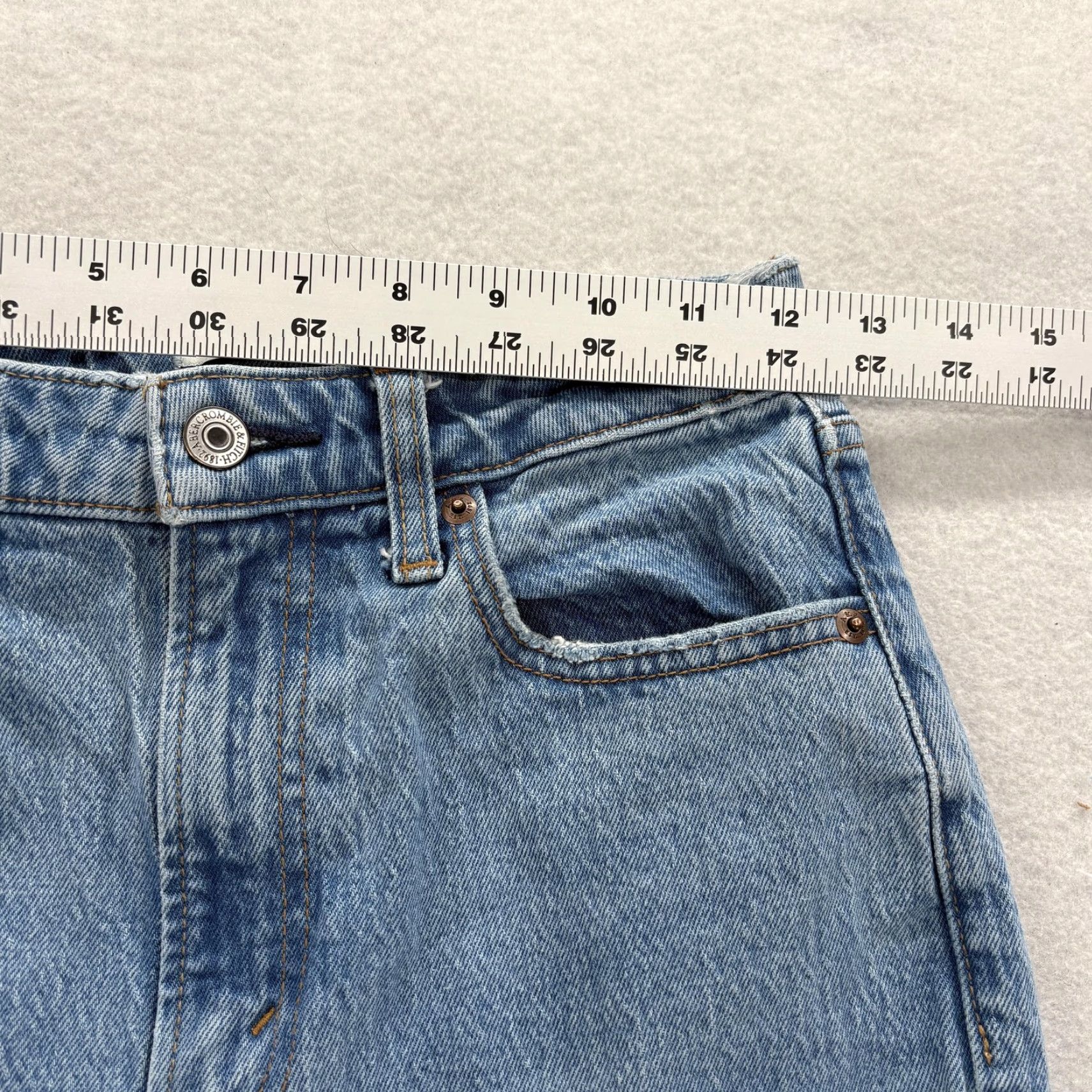 Abercrombie & Fitch Abercrombie & Fitch Vintage Flare Jeans Womens 25P XS Blue High Rise Curve Love Denim Jeans Size 42" / US 20 - 6 Thumbnail