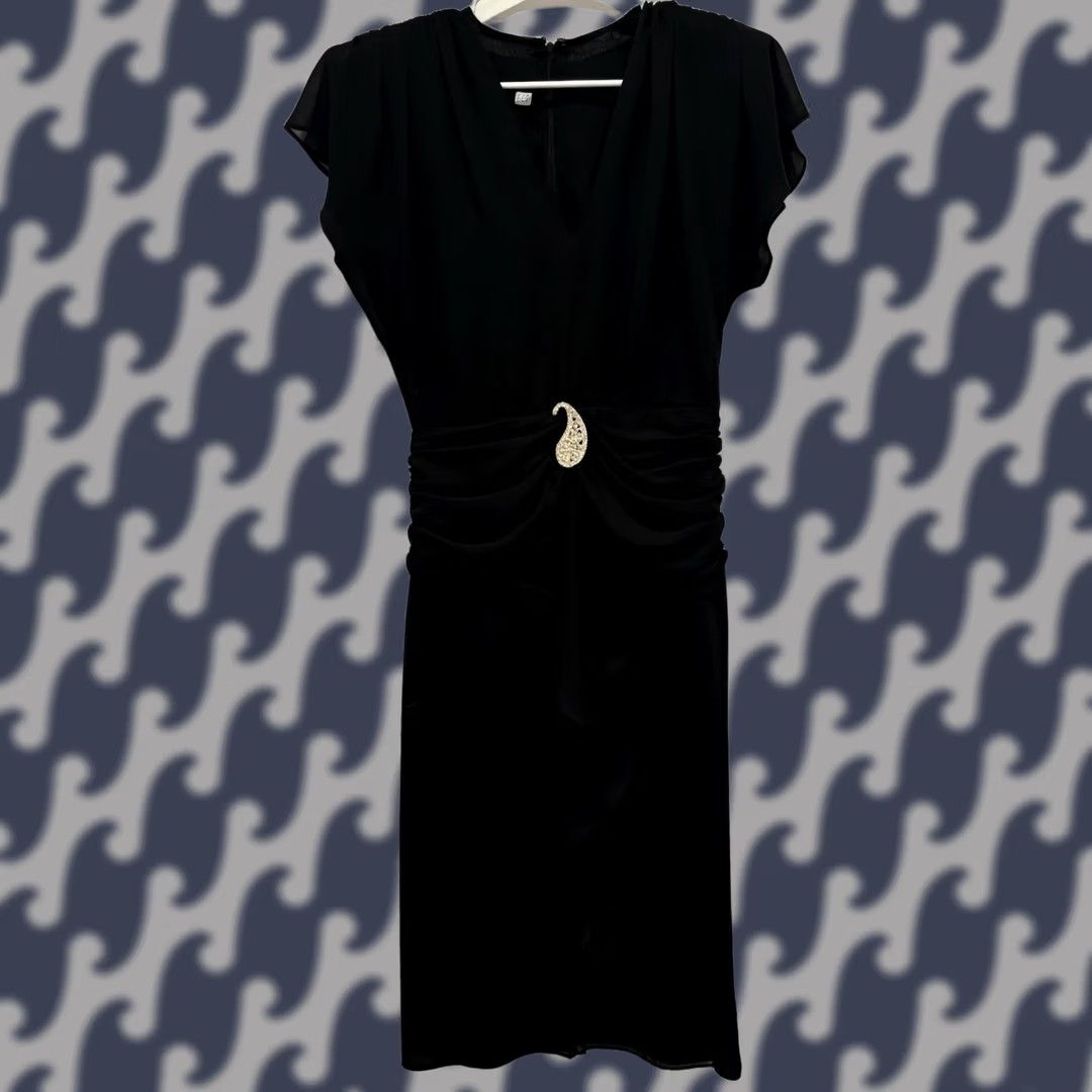 Vintage VINTAGE Darcy Black Cocktail Dress V-Neck Midi Ruched Waist Rhinestone Brooch Womens M Size M / US 6-8 / IT 42-44 - 1 Thumbnail