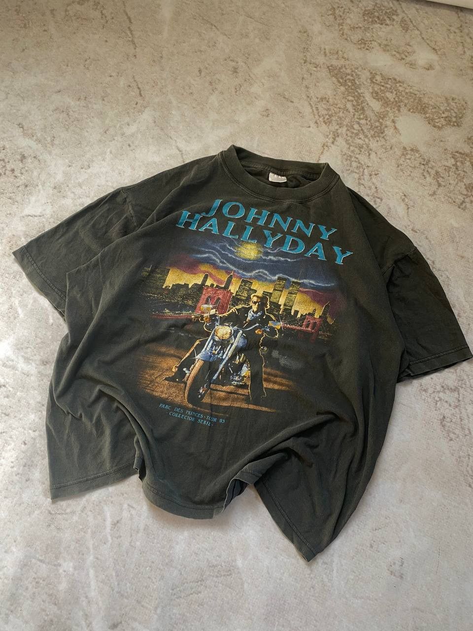 Band Tees × Vintage Vintage 1993 Johnny Halliday Big Logo Faded Tee T Shirt Size US XL / EU 56 / 4 - 1 Thumbnail