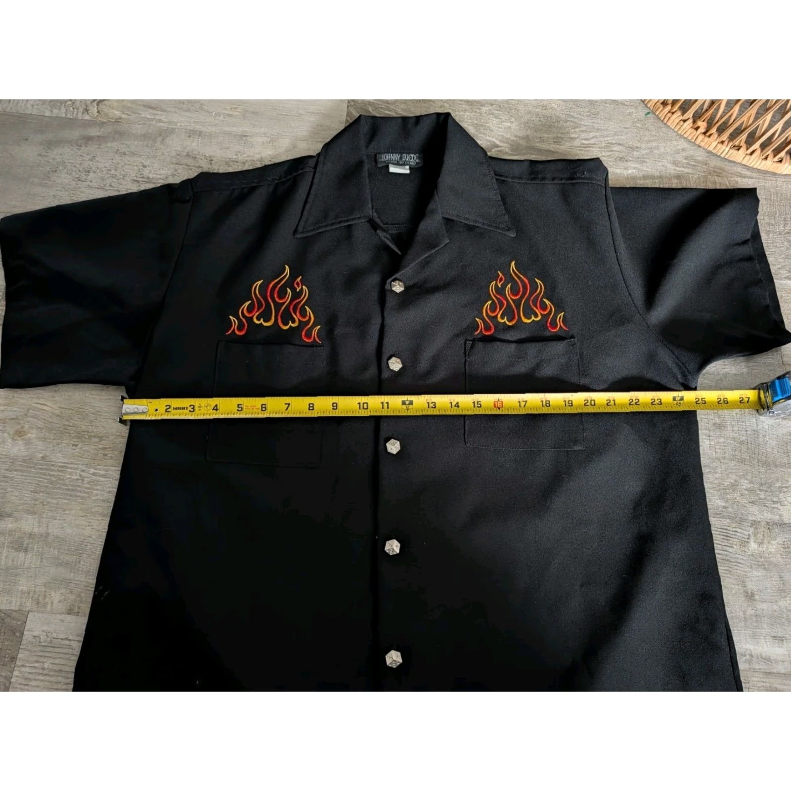 Vintage Vtg Johnny Suede Mens Dice Button Shirt Flames L Black Bowling Shirt USA Made Size US L / EU 52-54 / 3 - 7 Thumbnail
