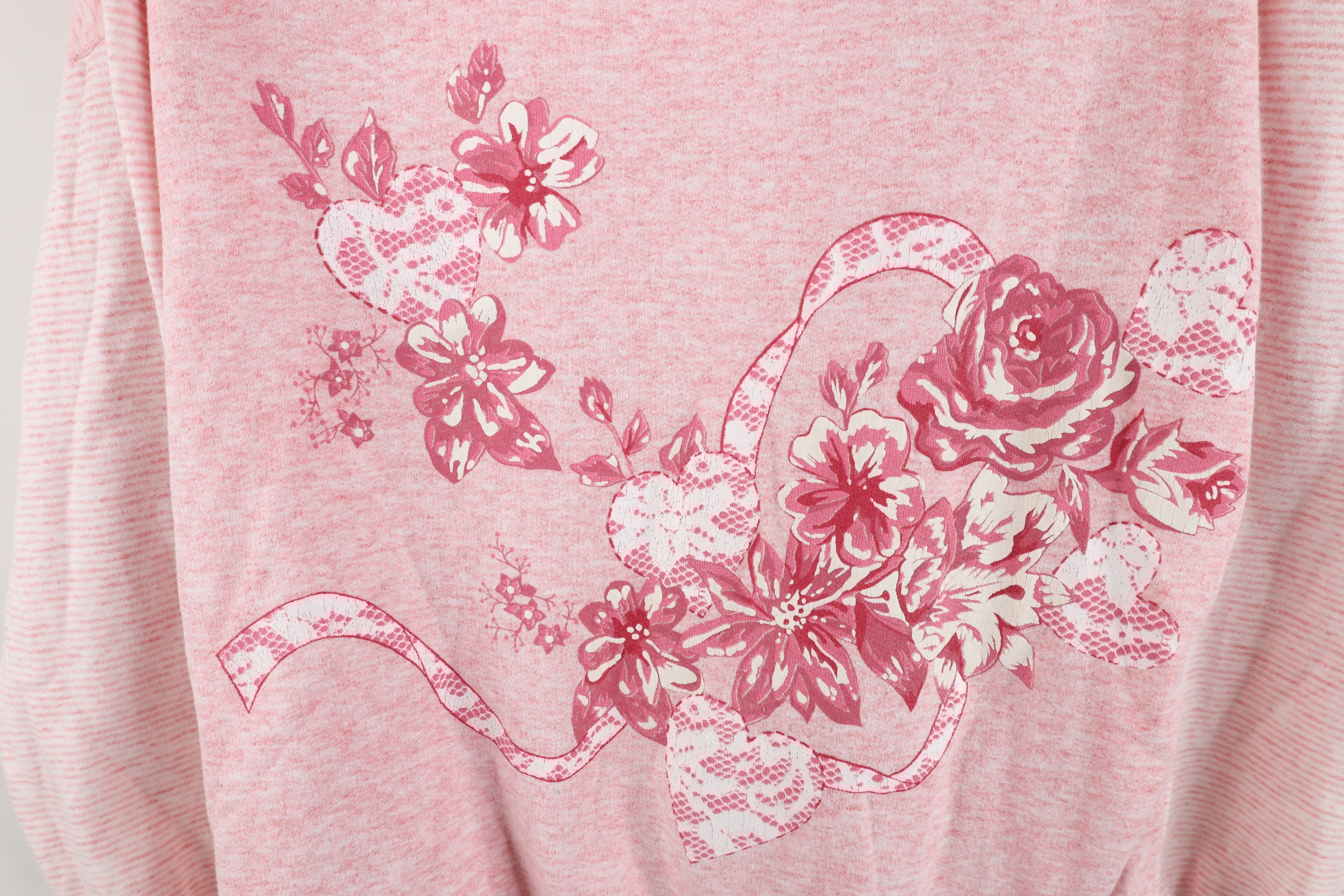Vintage Vintage 90s Streetwear Lace Flower Heart Sweatshirt Pink Size L / US 10 / IT 46 - 4 Thumbnail
