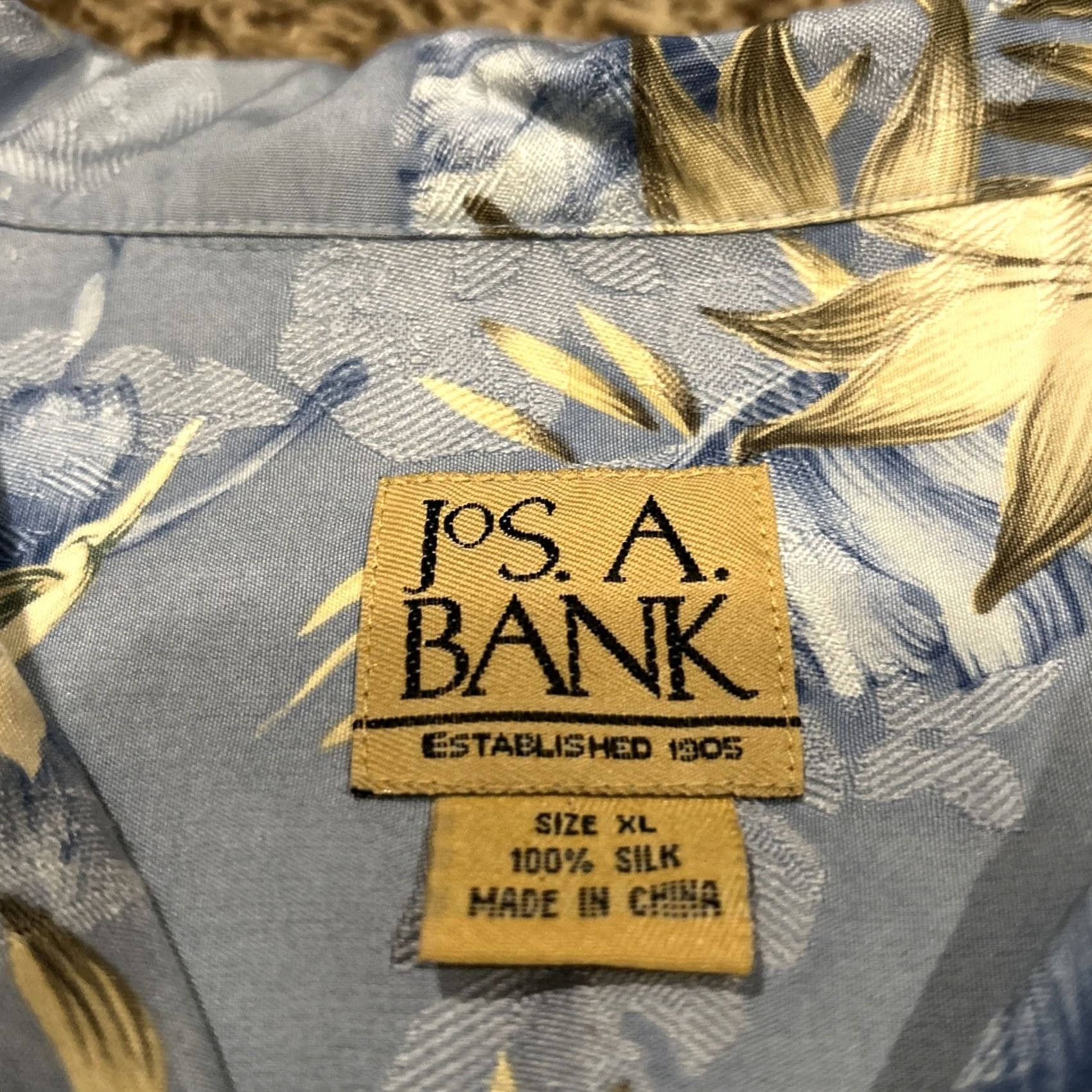 Jos. A. Bank Jos. A. Bank Men’s XL Silk Blue Floral Shirt Button Up B28 Size US XL / EU 56 / 4 - 2 Thumbnail